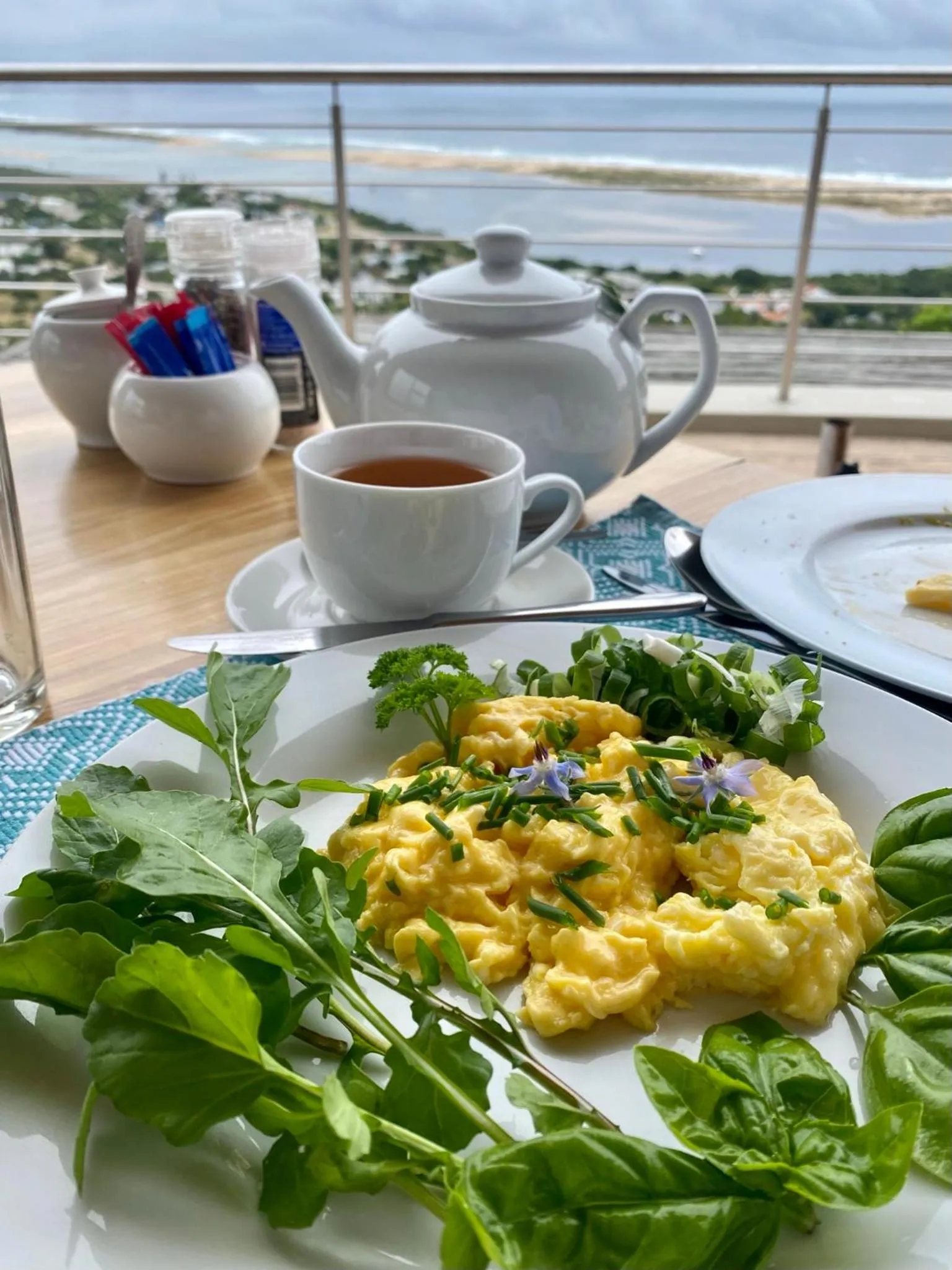 Coffee/tea facilities in La Vista Lodge