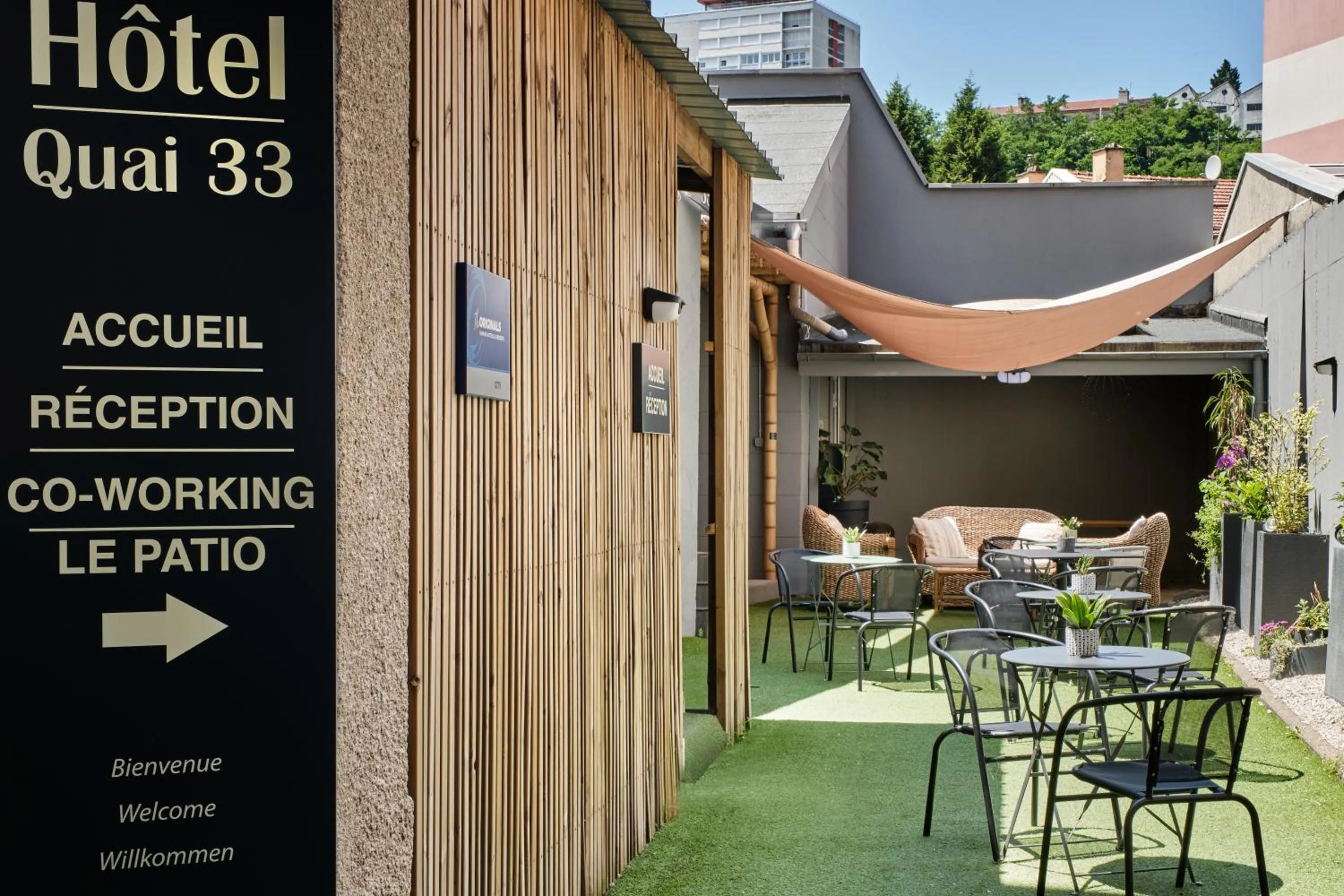 Garden in The Originals City, Hôtel Quai33, Saint-Etienne - Gare Chateaucreux