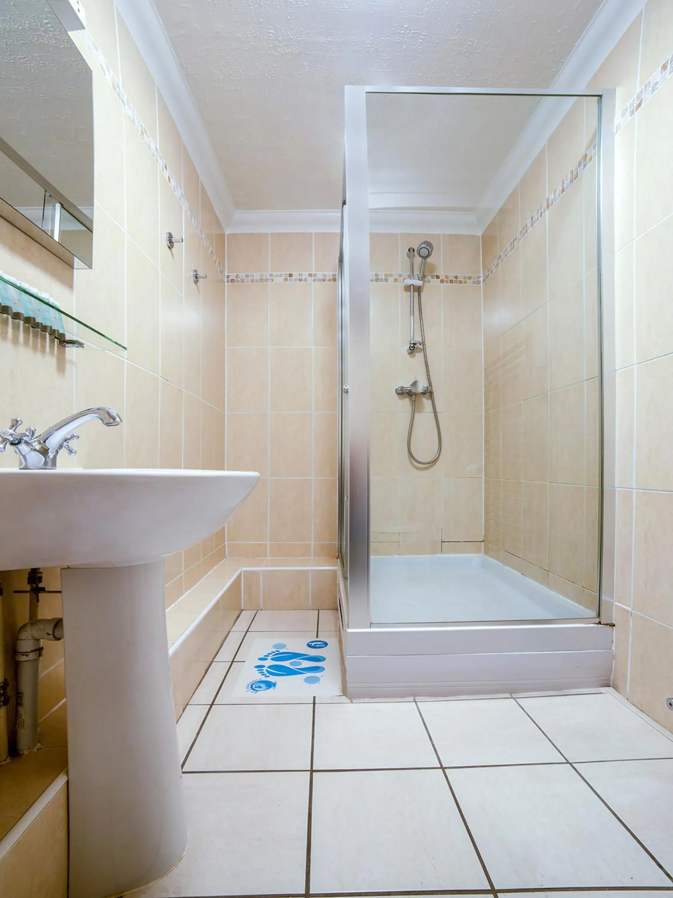 Shower in The Continental Hotel, Derby