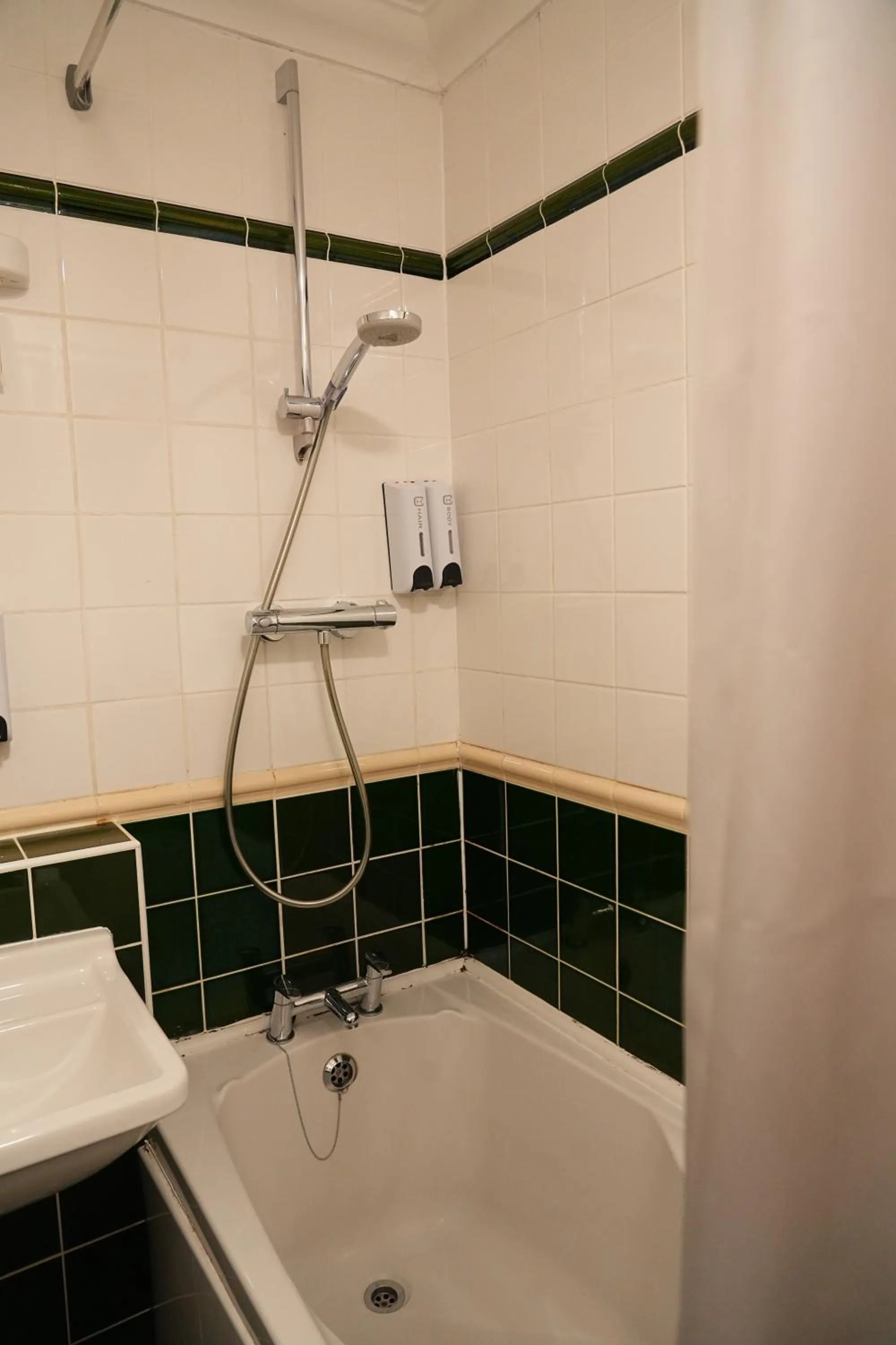 Shower in The Continental Hotel, Derby