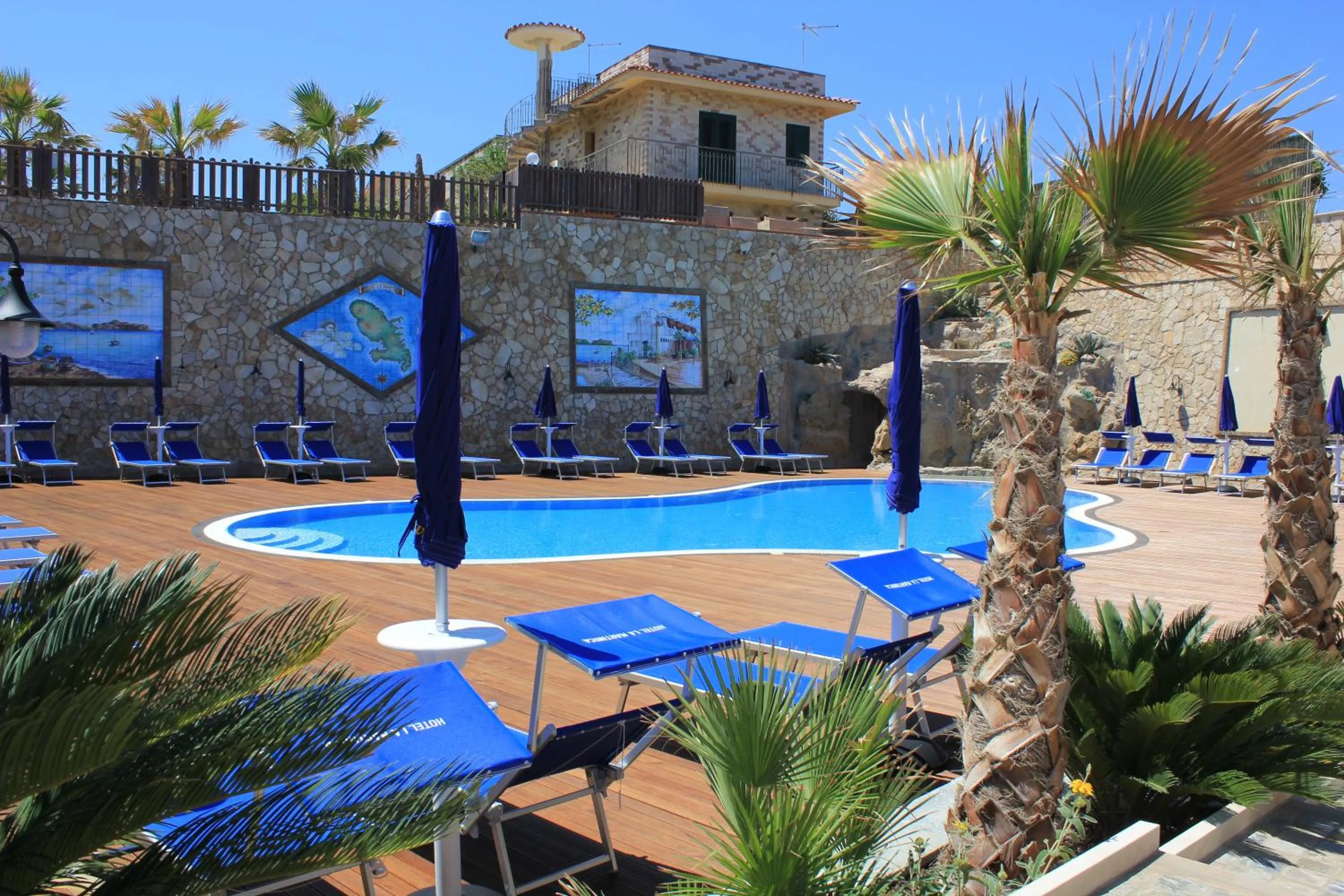 Swimming pool in Hotel La Martinica