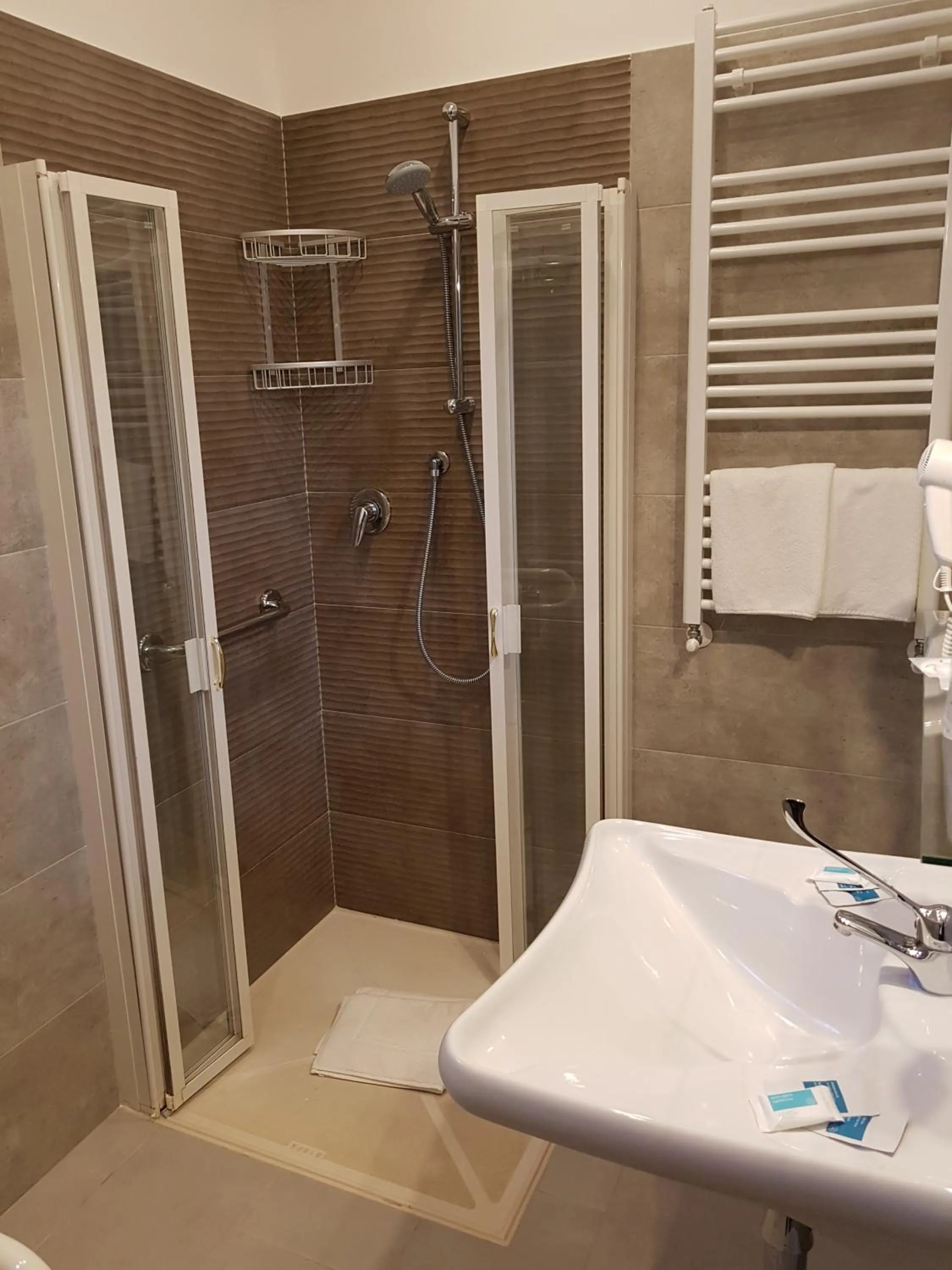 Bathroom in Hotel La Martinica