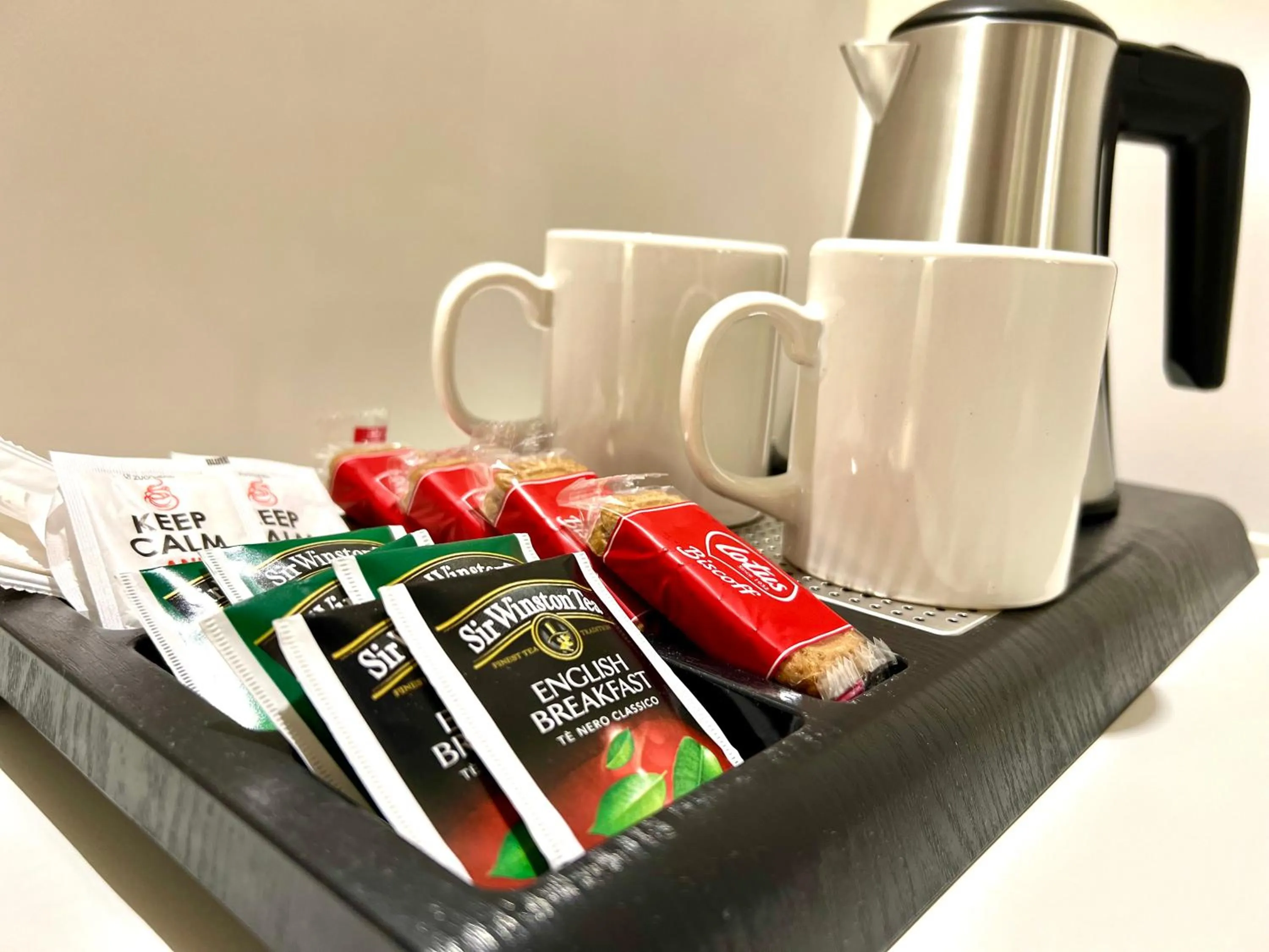 Coffee/tea facilities in MILUAR Luxury B&B - Vanvitelli