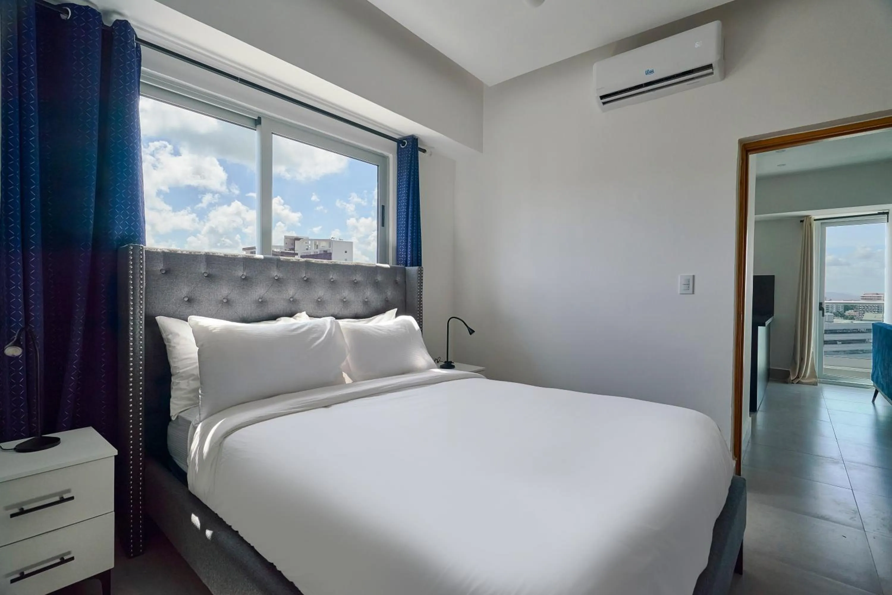 Bed in Central Suites Tower