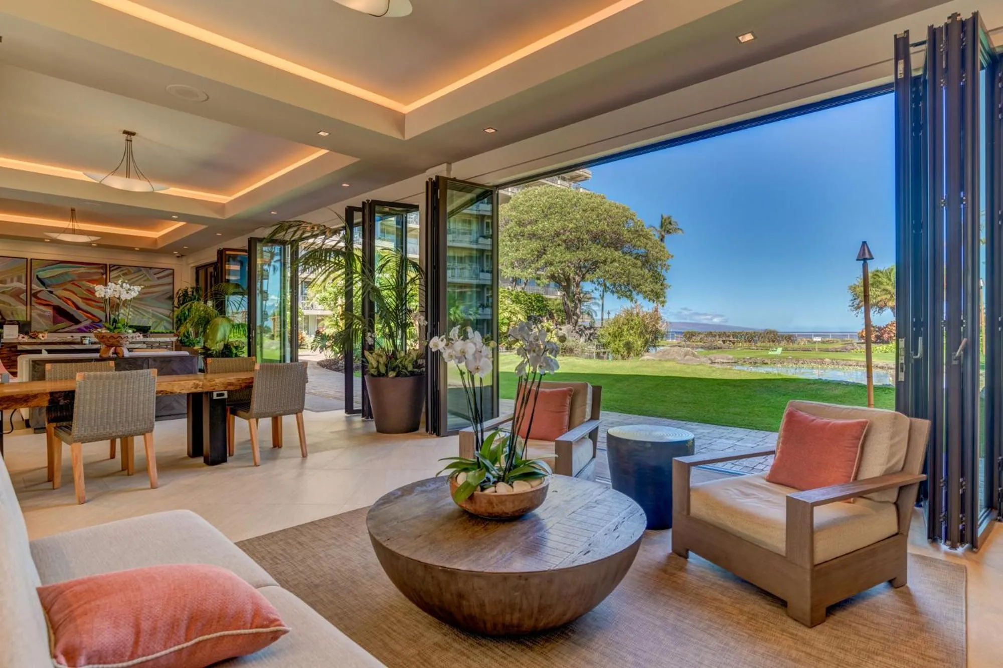 Lobby or reception in The Whaler Resort