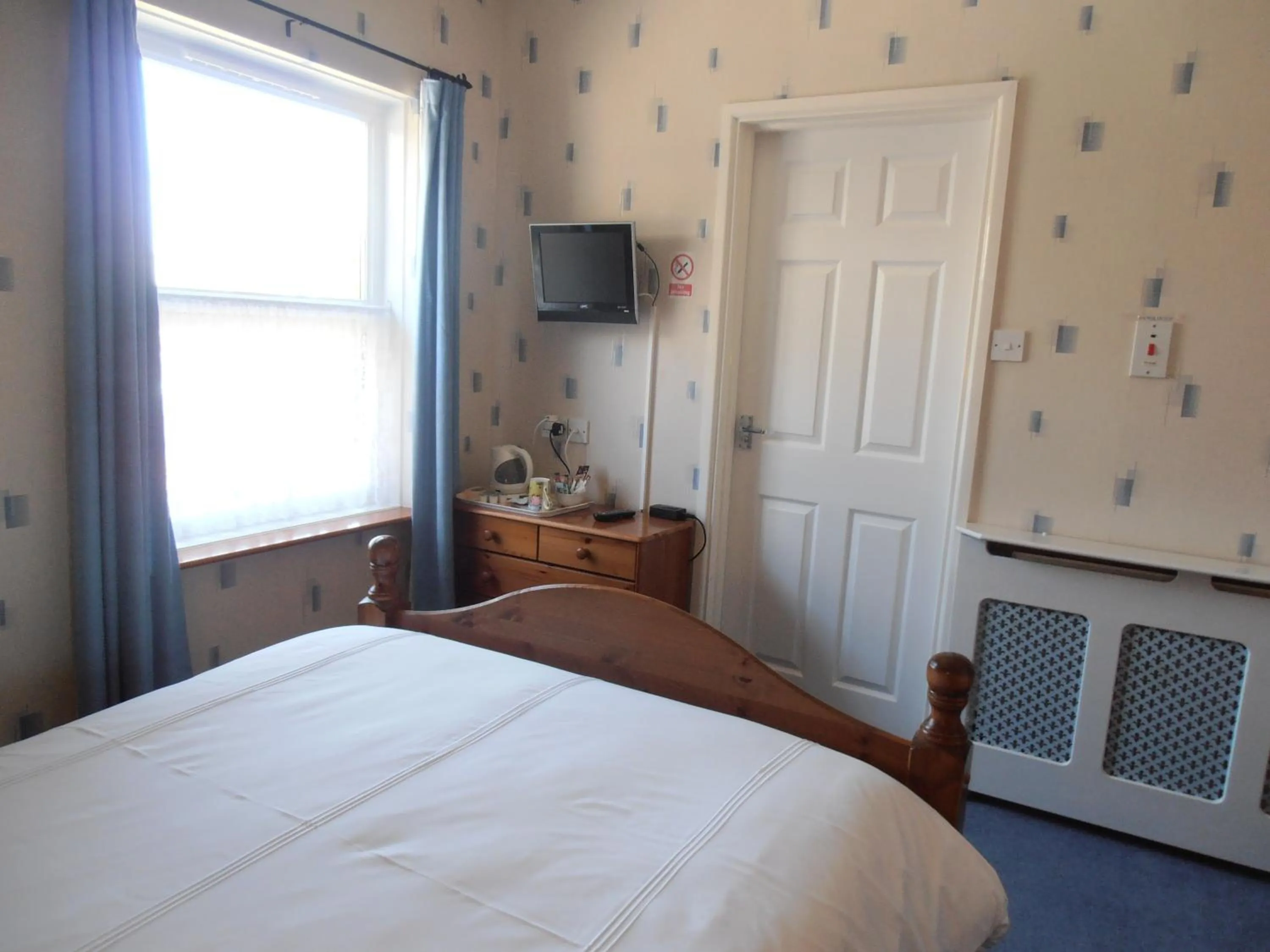 Bedroom, Bed in Meadowlea Guest House