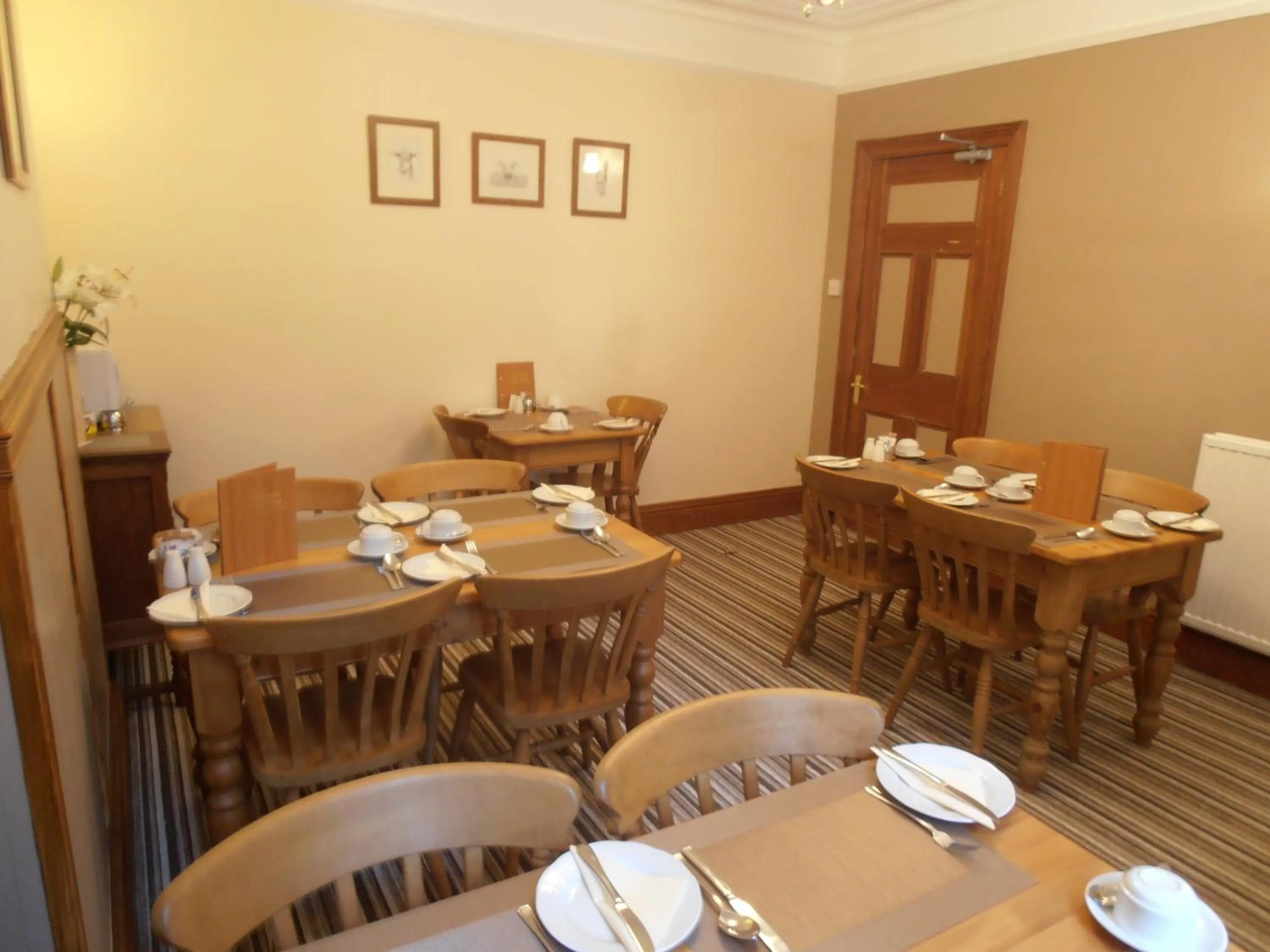 Dining area, Restaurant/Places to Eat in Meadowlea Guest House