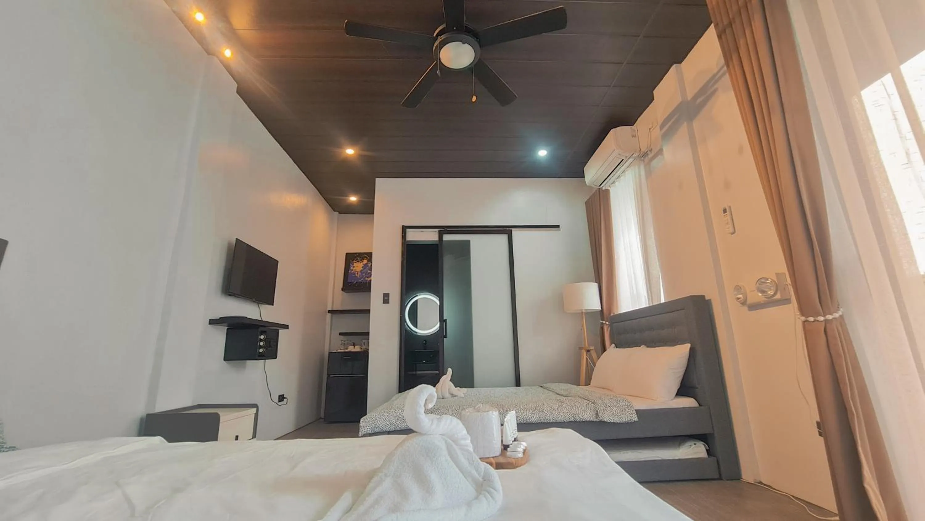 Bedroom, Bed in DE PORCH