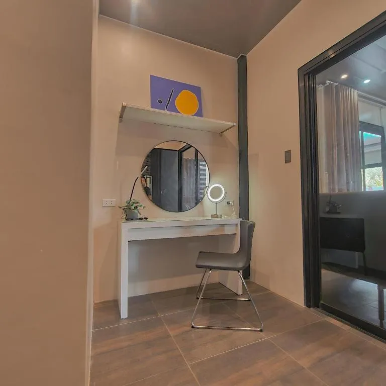 hair dresser in DE PORCH