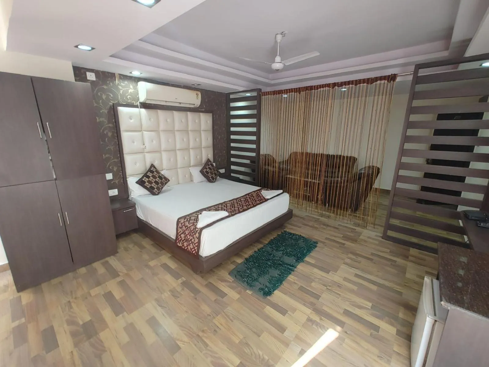 Bed in HOTEL RAHI.