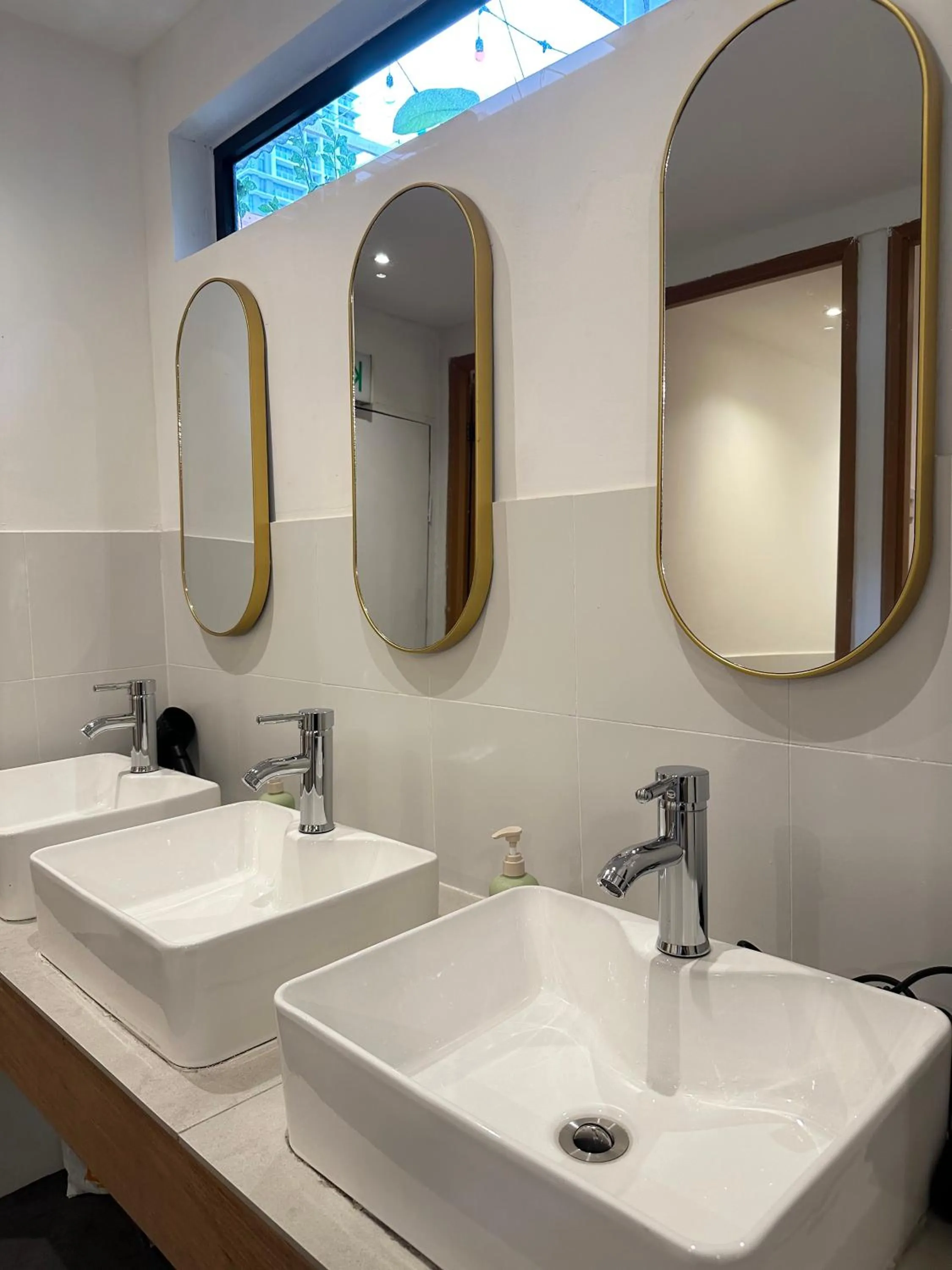 Bathroom in Jiran Hostel Kota Kinabalu