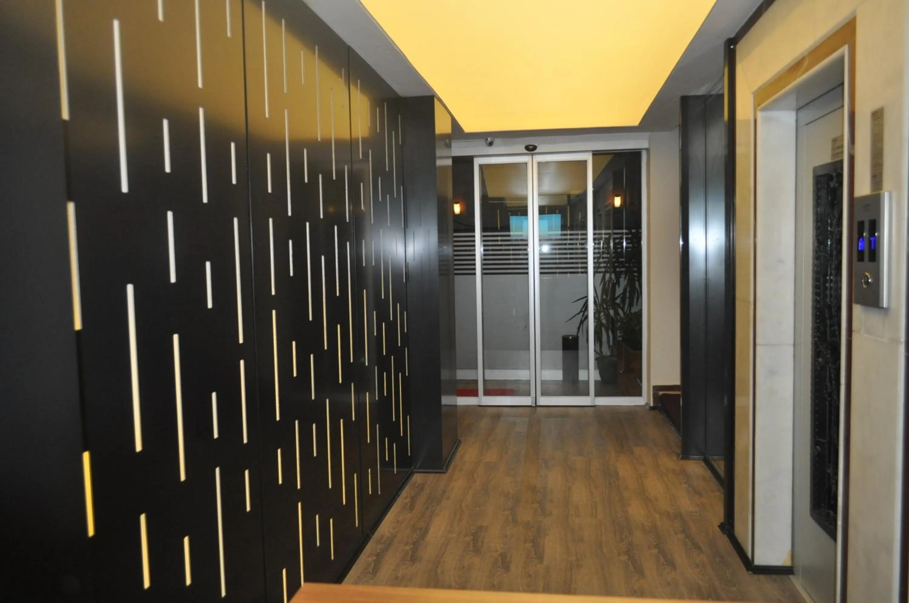 elevator in Hotel Atabay