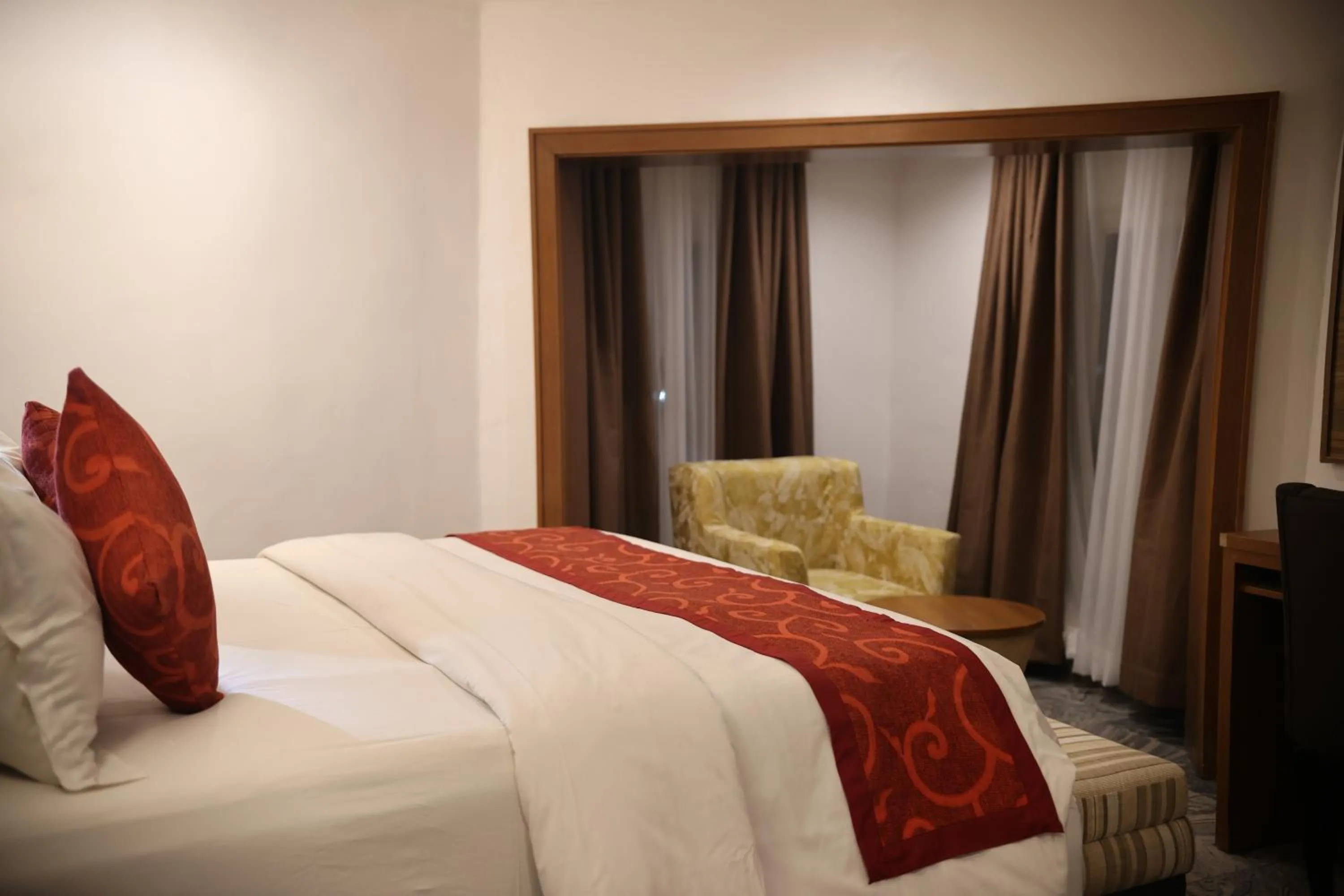 Bed in Bolton White Hotel - Abuja