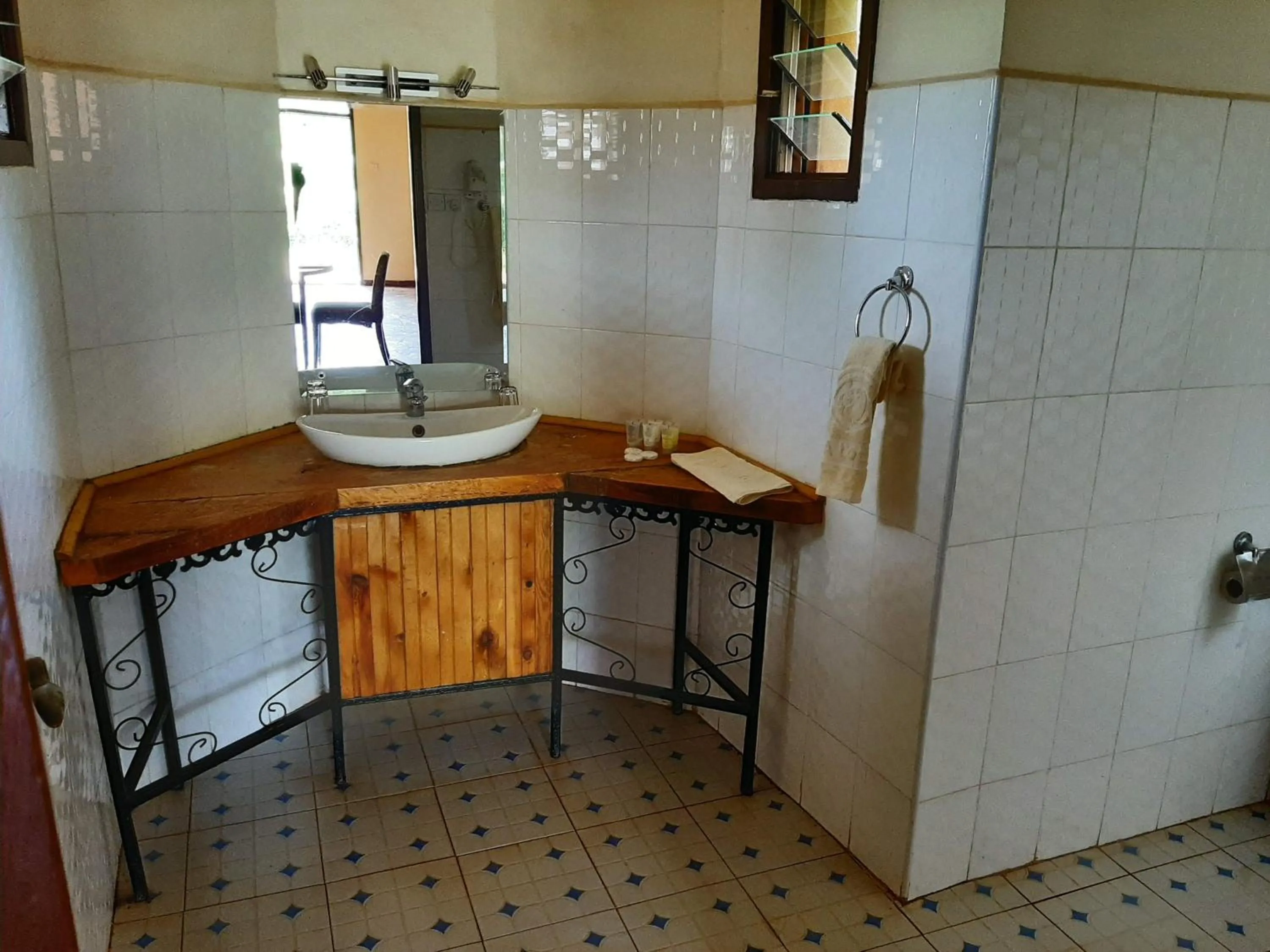 Shower in AA Lodge Amboseli