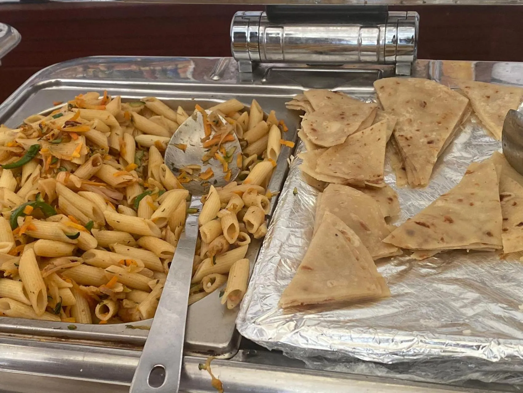 Buffet breakfast in AA Lodge Maasai Mara