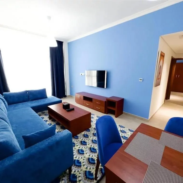TV and multimedia in BANIYAS PLAZA HOTEL APARTMENTS