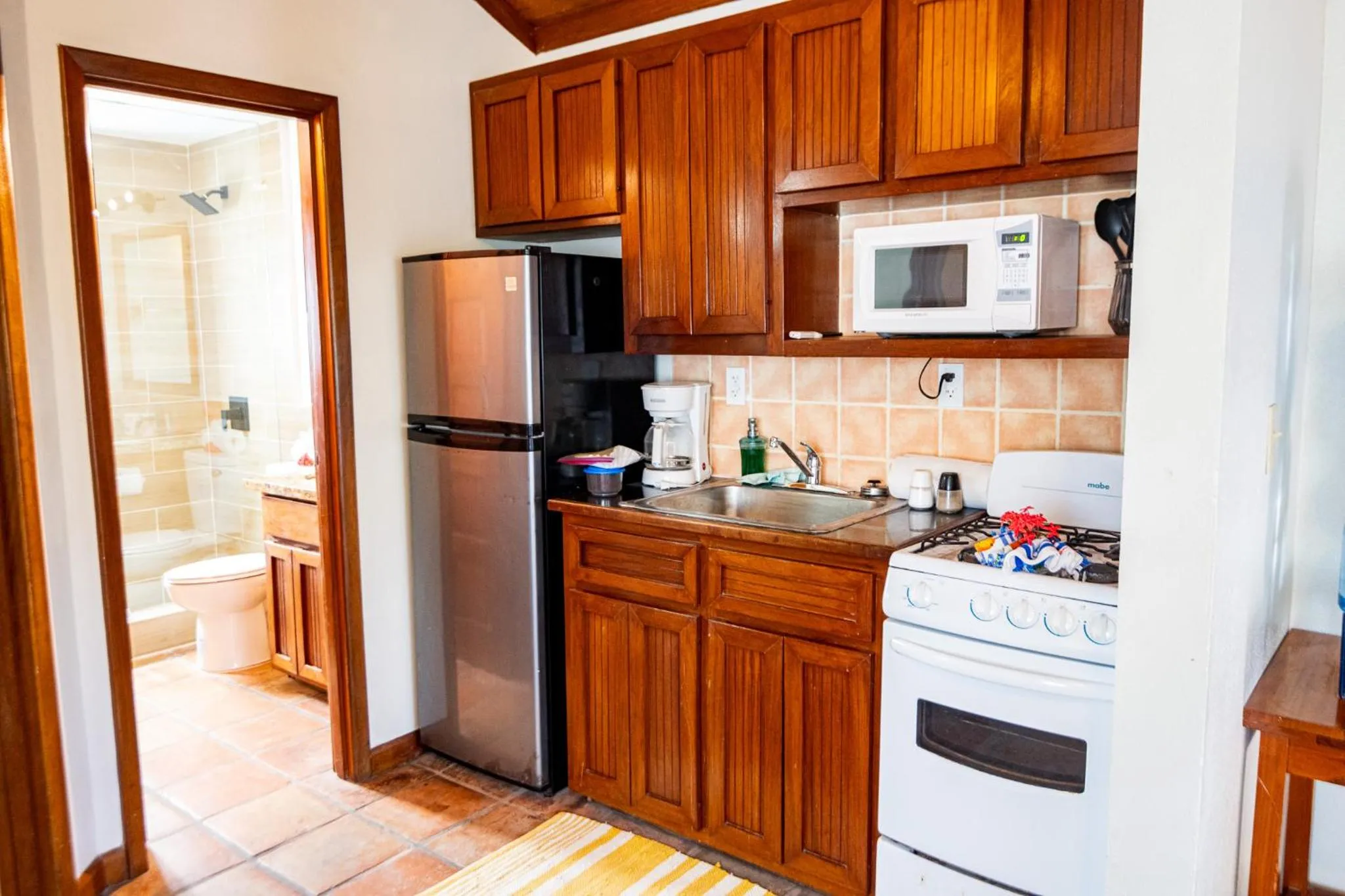 Kitchen or kitchenette in Isla Bonita Yacht Club