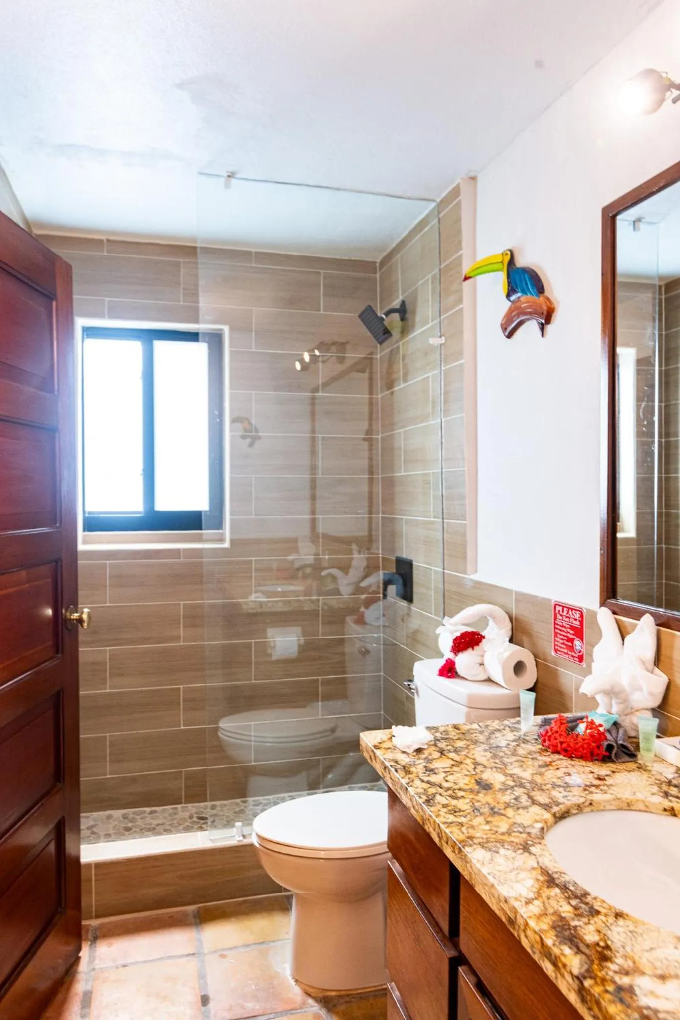 Shower in Isla Bonita Yacht Club