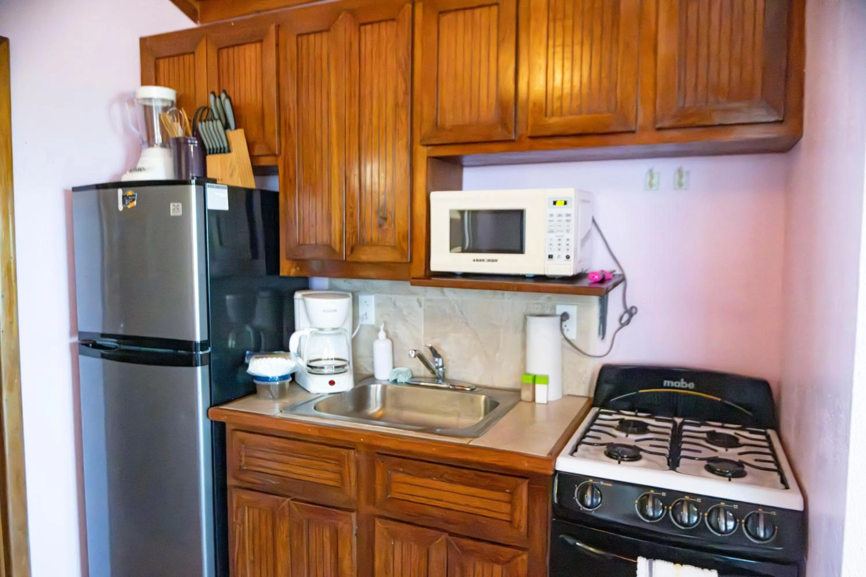 Kitchen or kitchenette in Isla Bonita Yacht Club