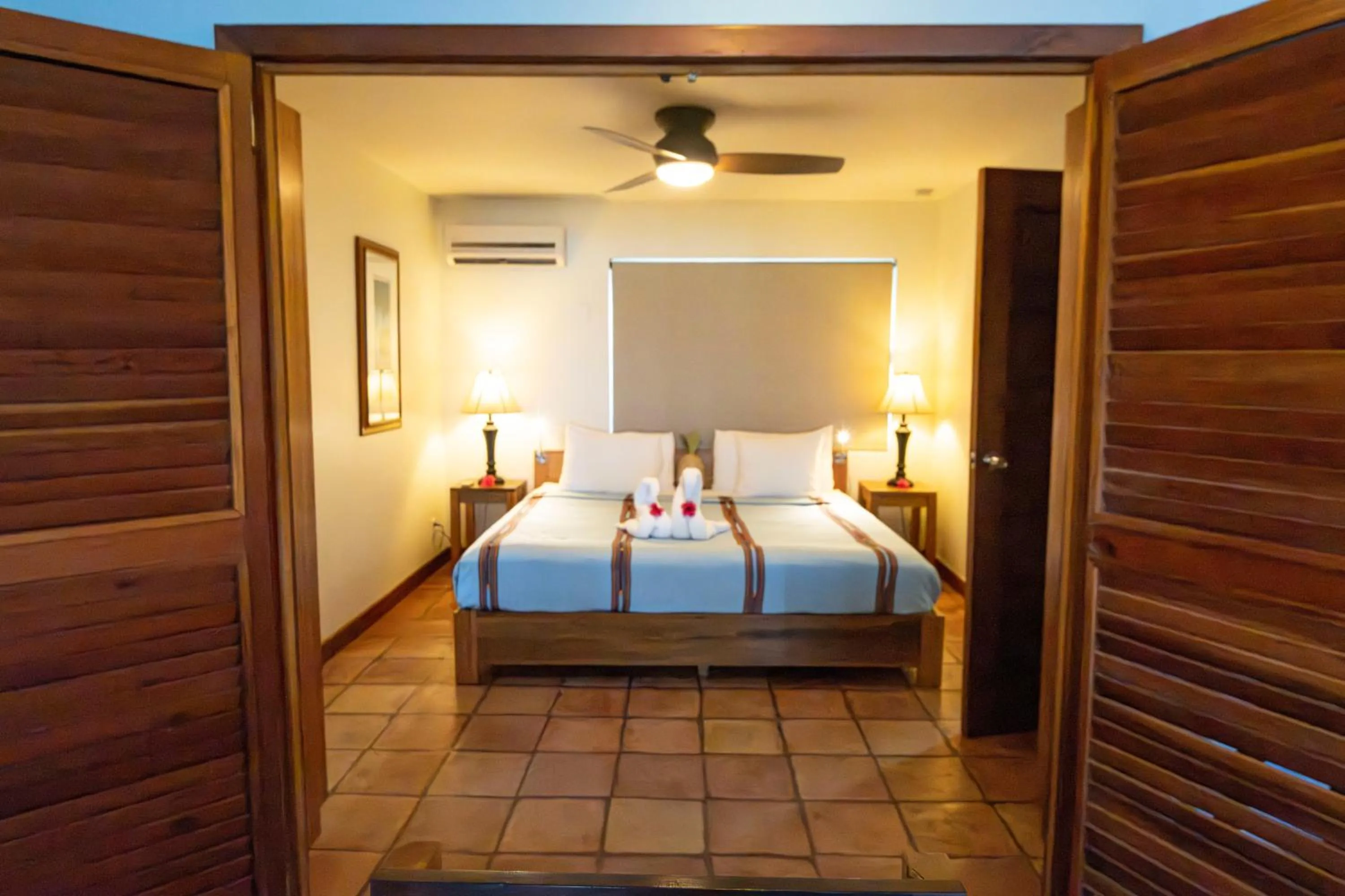 Bedroom, Bed in Isla Bonita Yacht Club