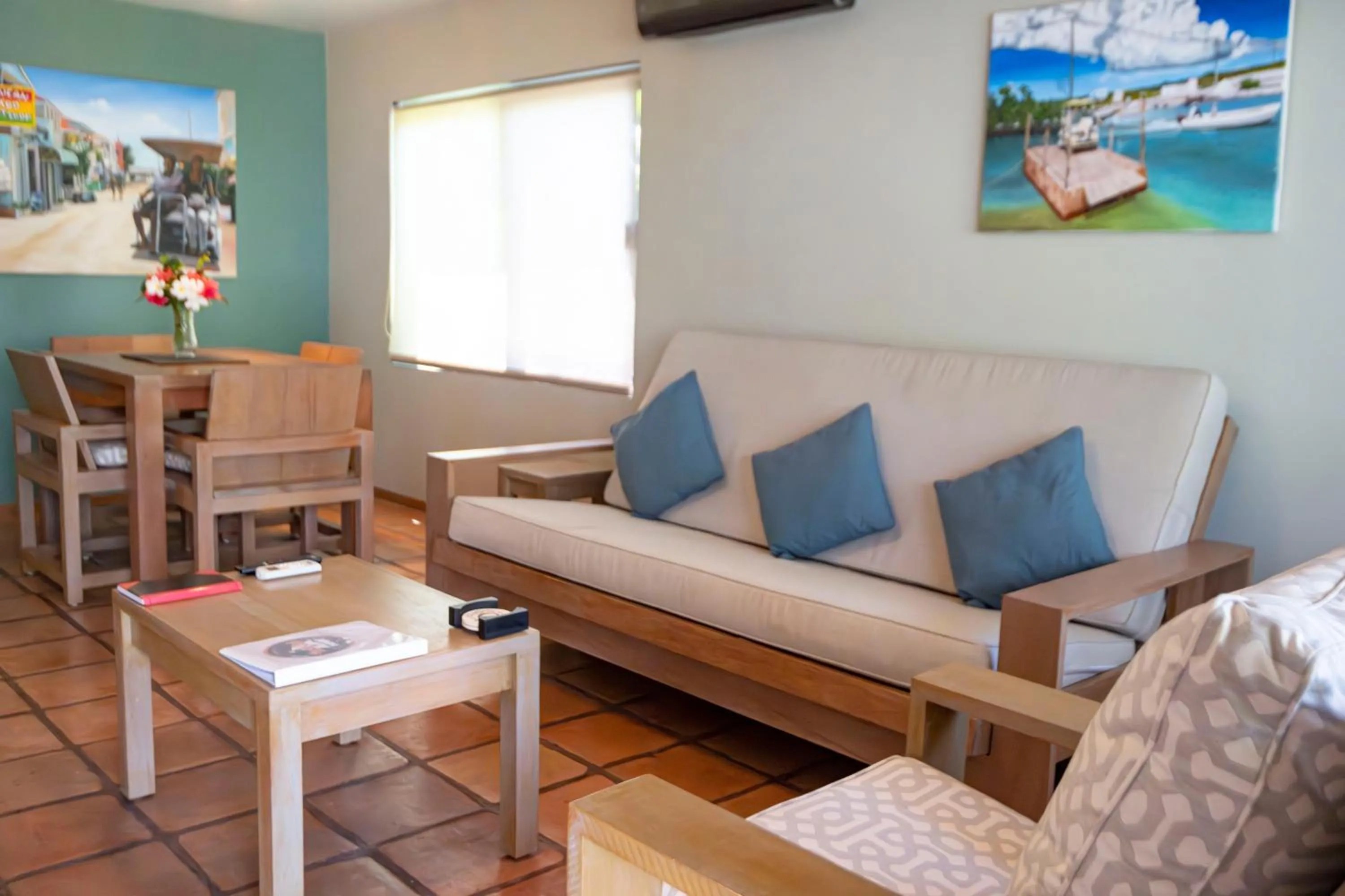 Living room in Isla Bonita Yacht Club