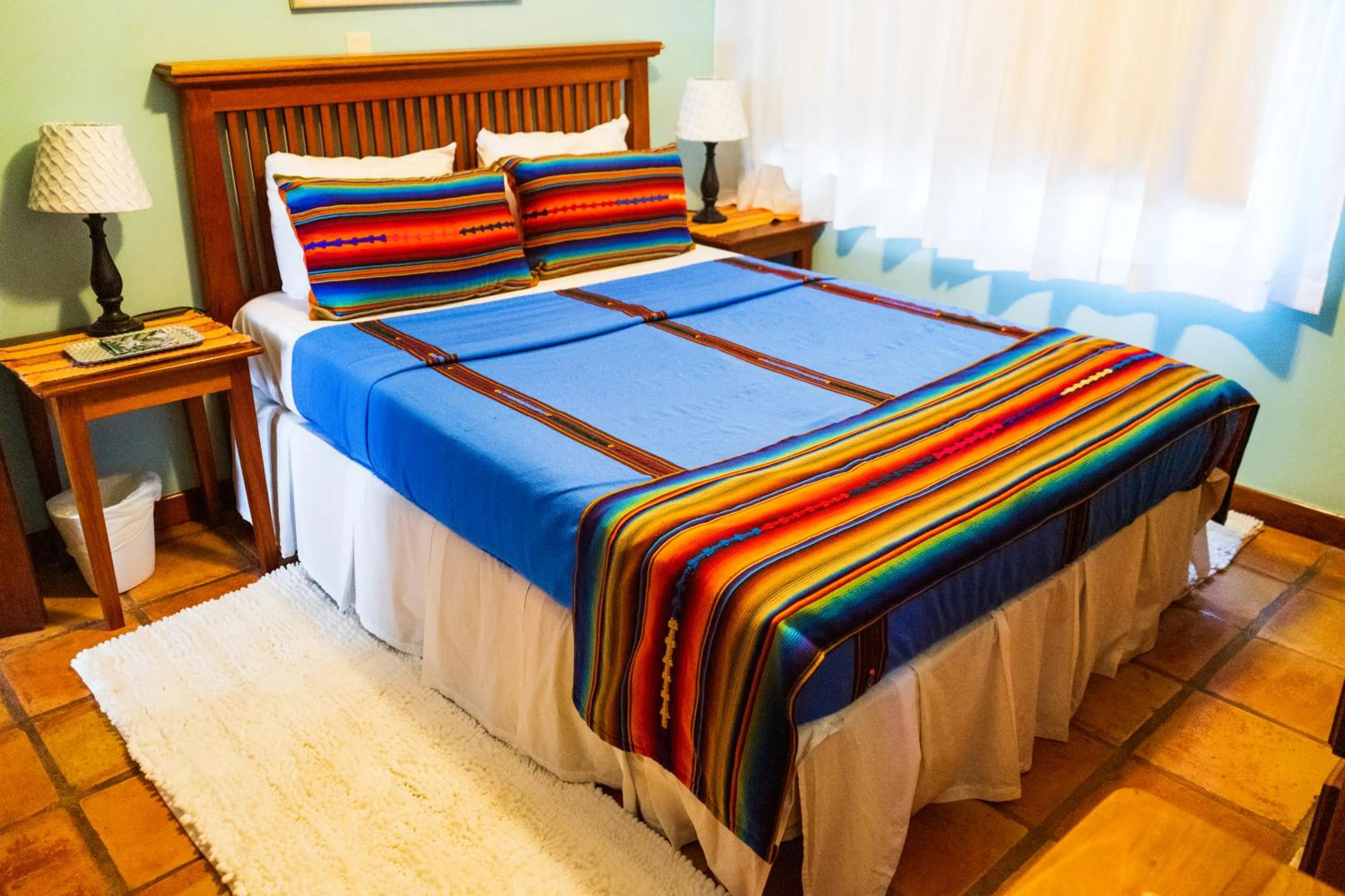 Photo of the whole room, Bed in Isla Bonita Yacht Club