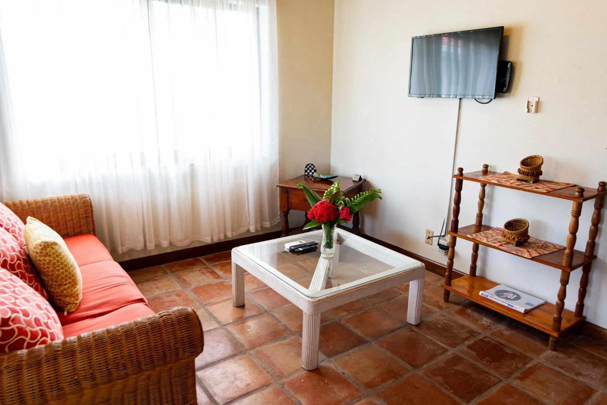 TV and multimedia in Isla Bonita Yacht Club