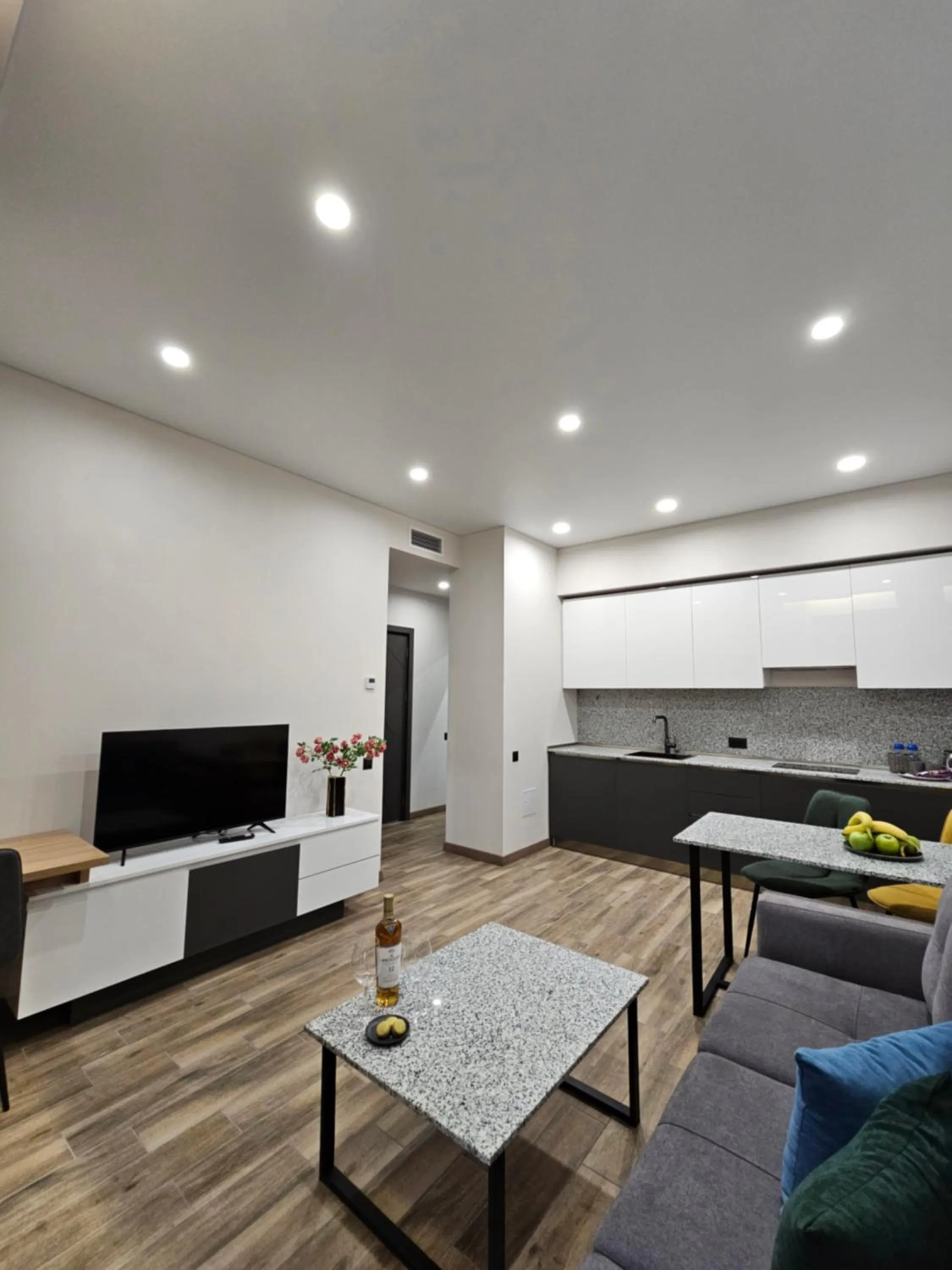 TV and multimedia in Orion ApartHotel