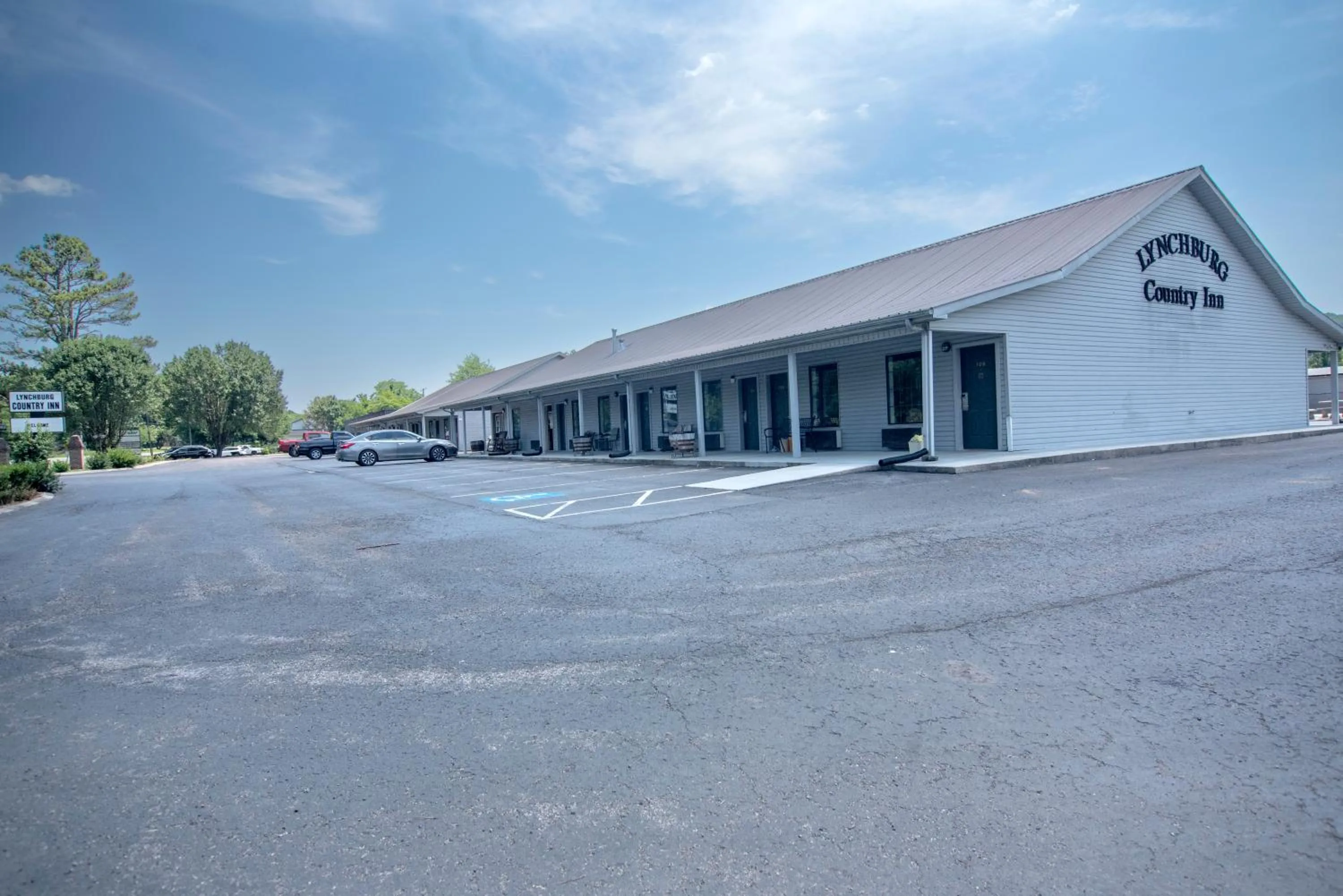 Lynchburg Country Inn