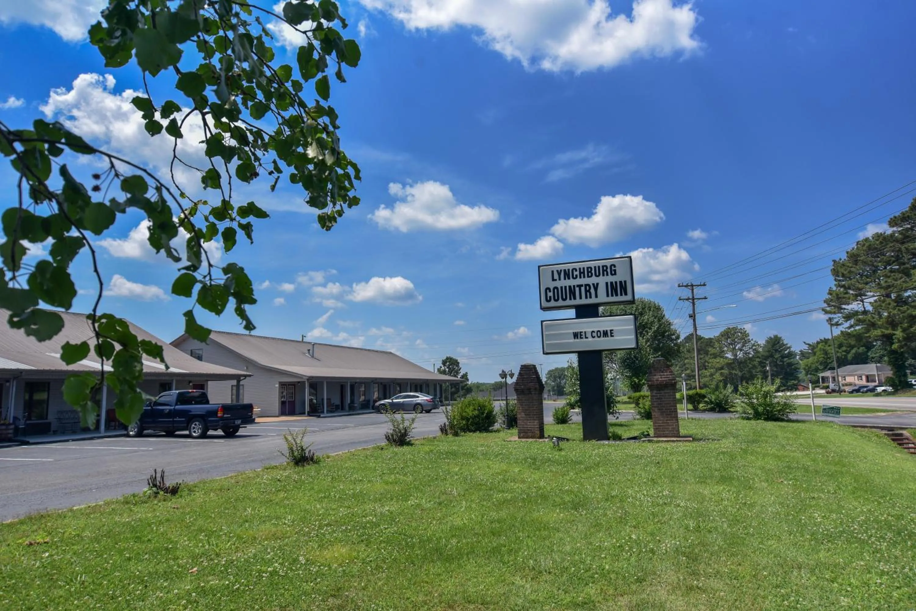 Lynchburg Country Inn