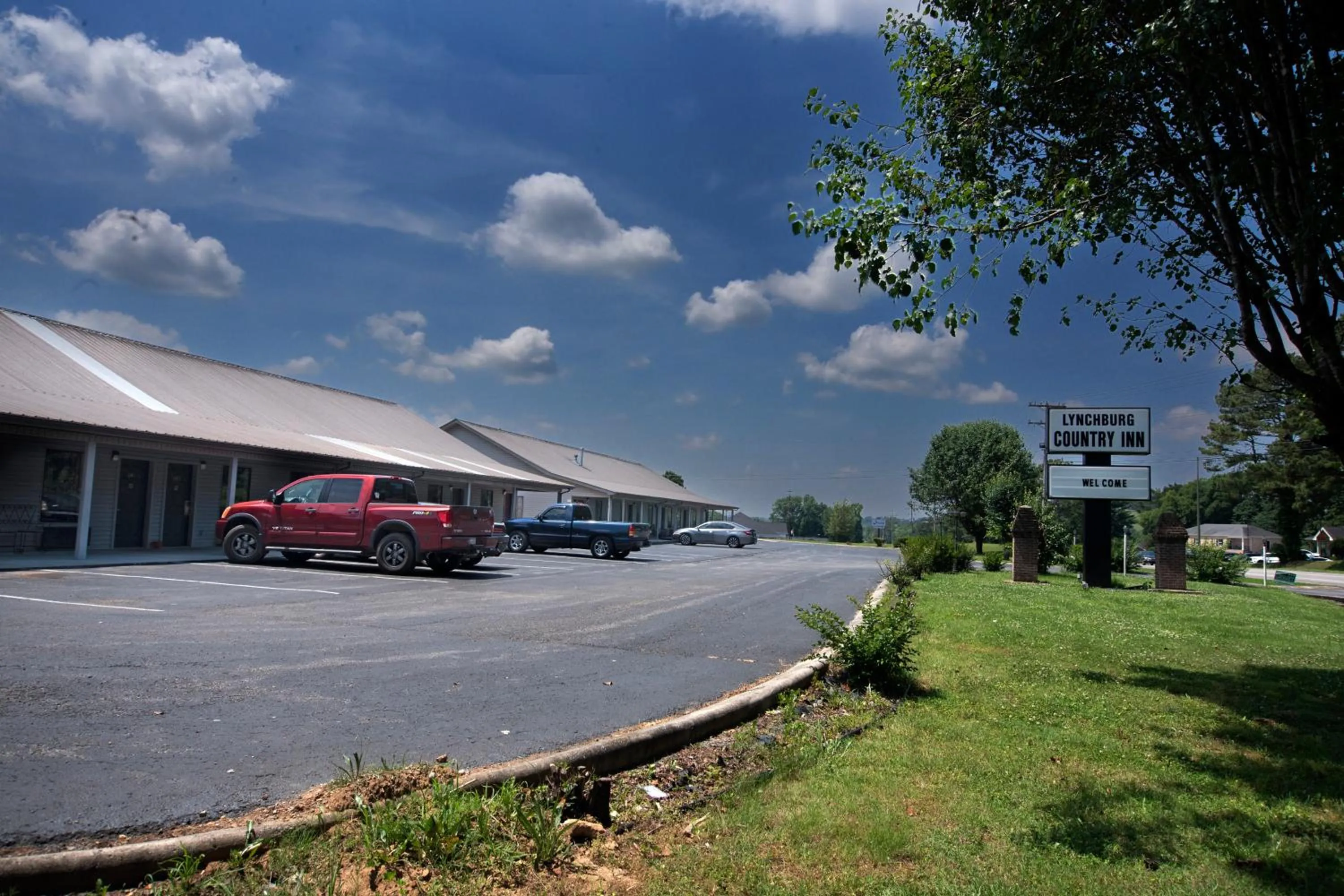 Lynchburg Country Inn