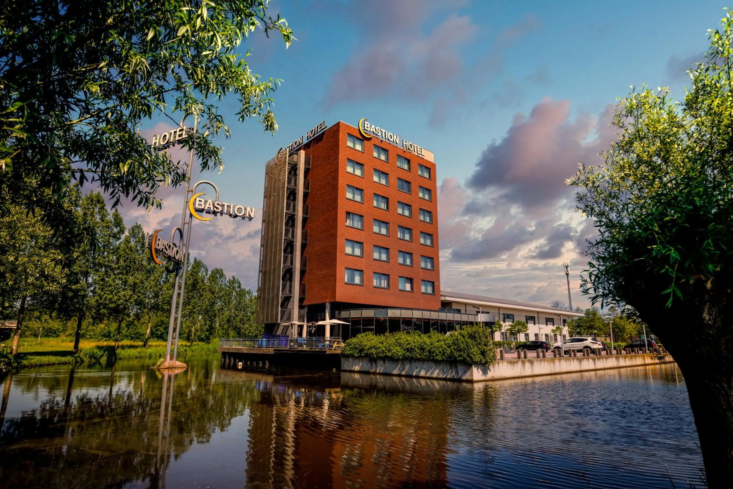Property building in Bastion Hotel Haarlem Velsen