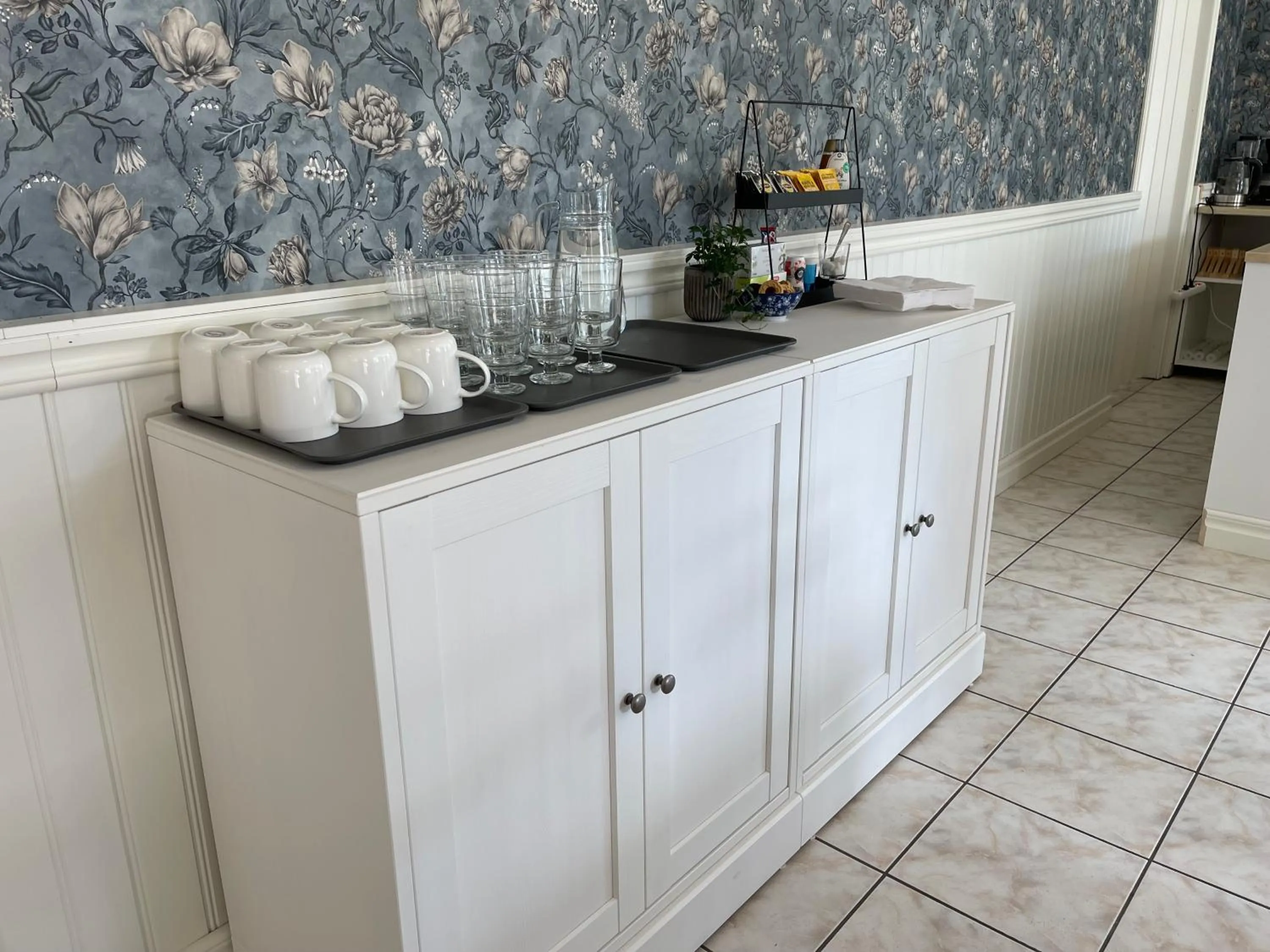 Coffee/tea facilities in Hotell Luspen