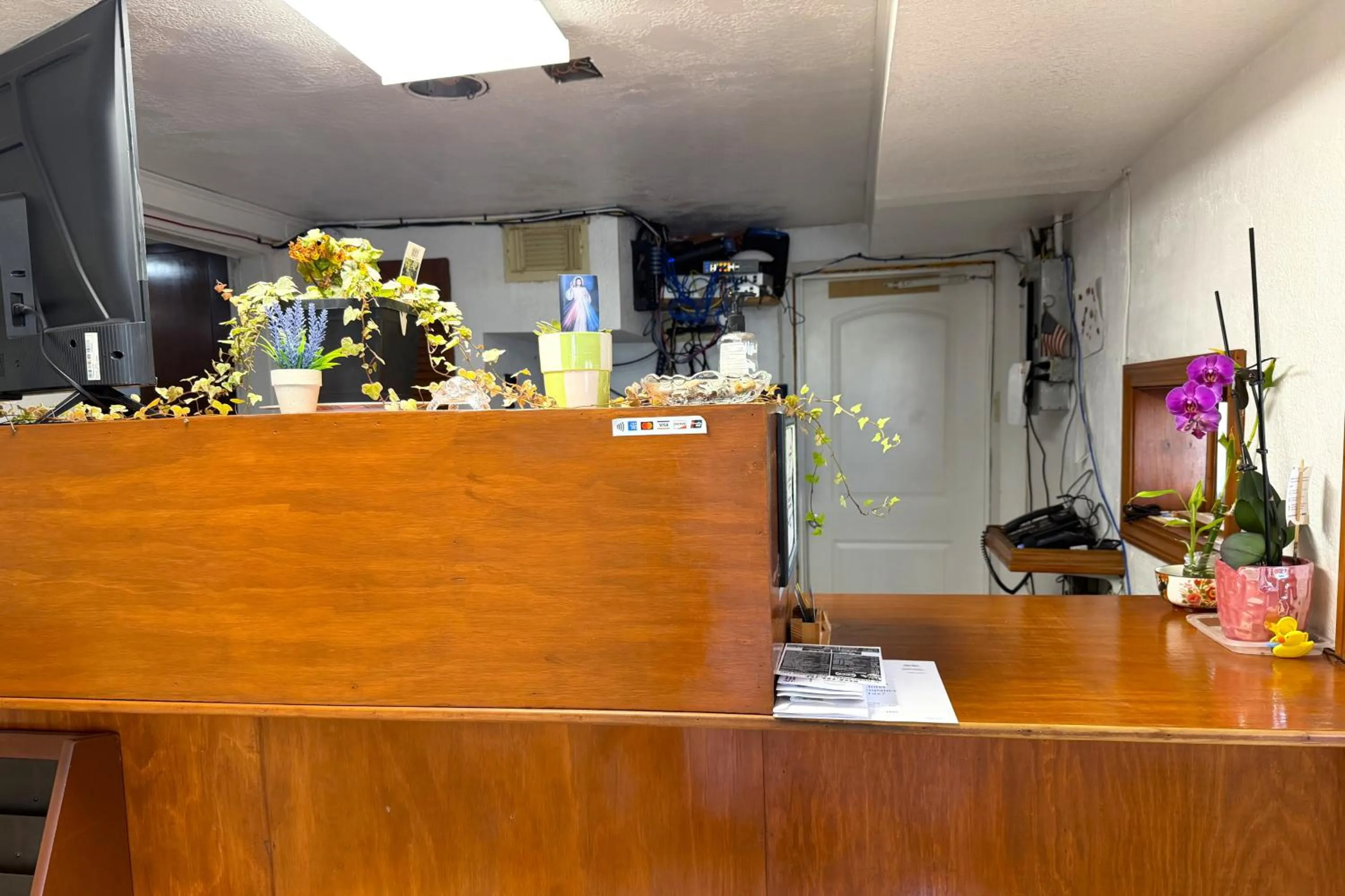 Lobby or reception in Budget Inn By OYO Corpus Christi Beach