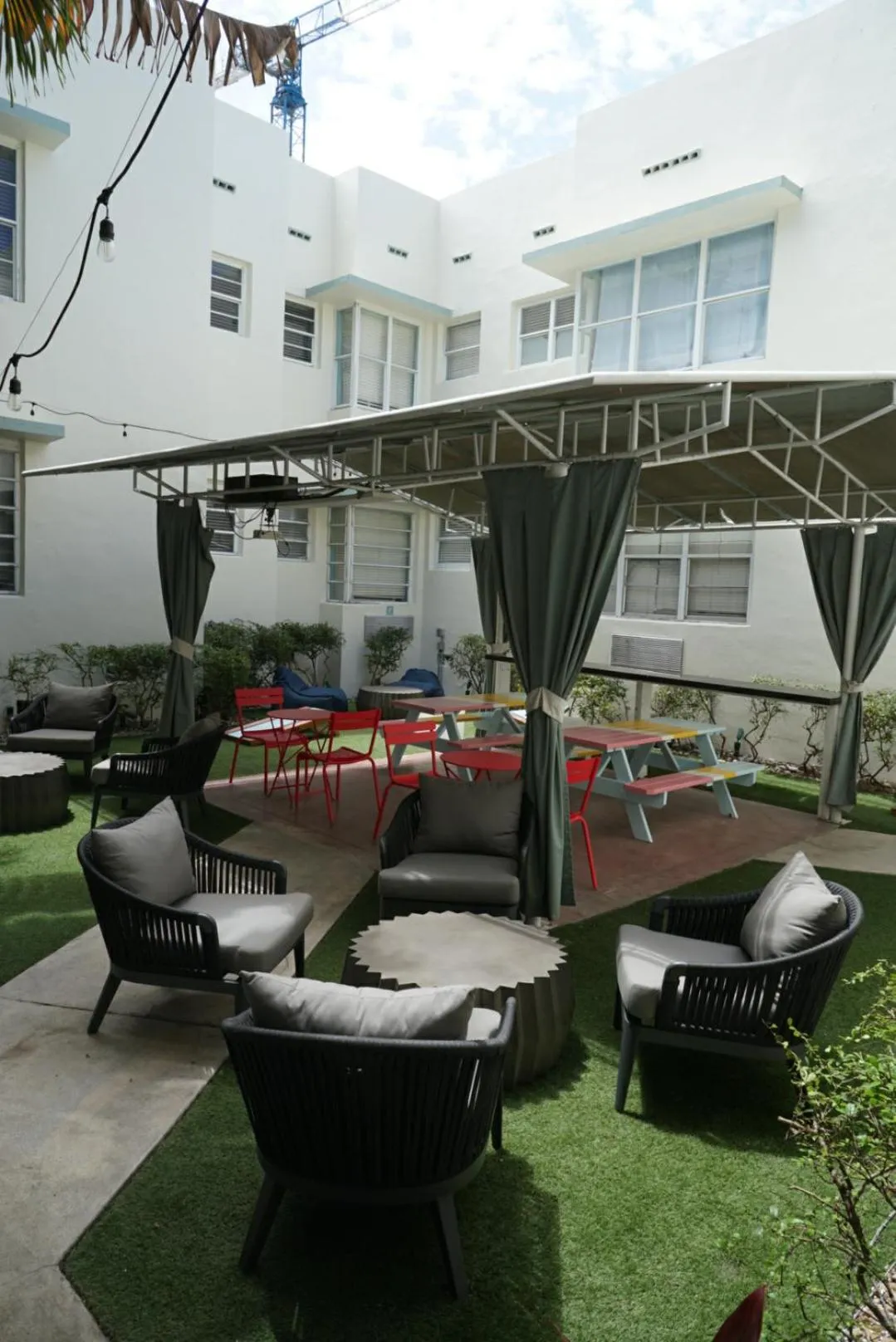 Patio in Beds n' Drinks