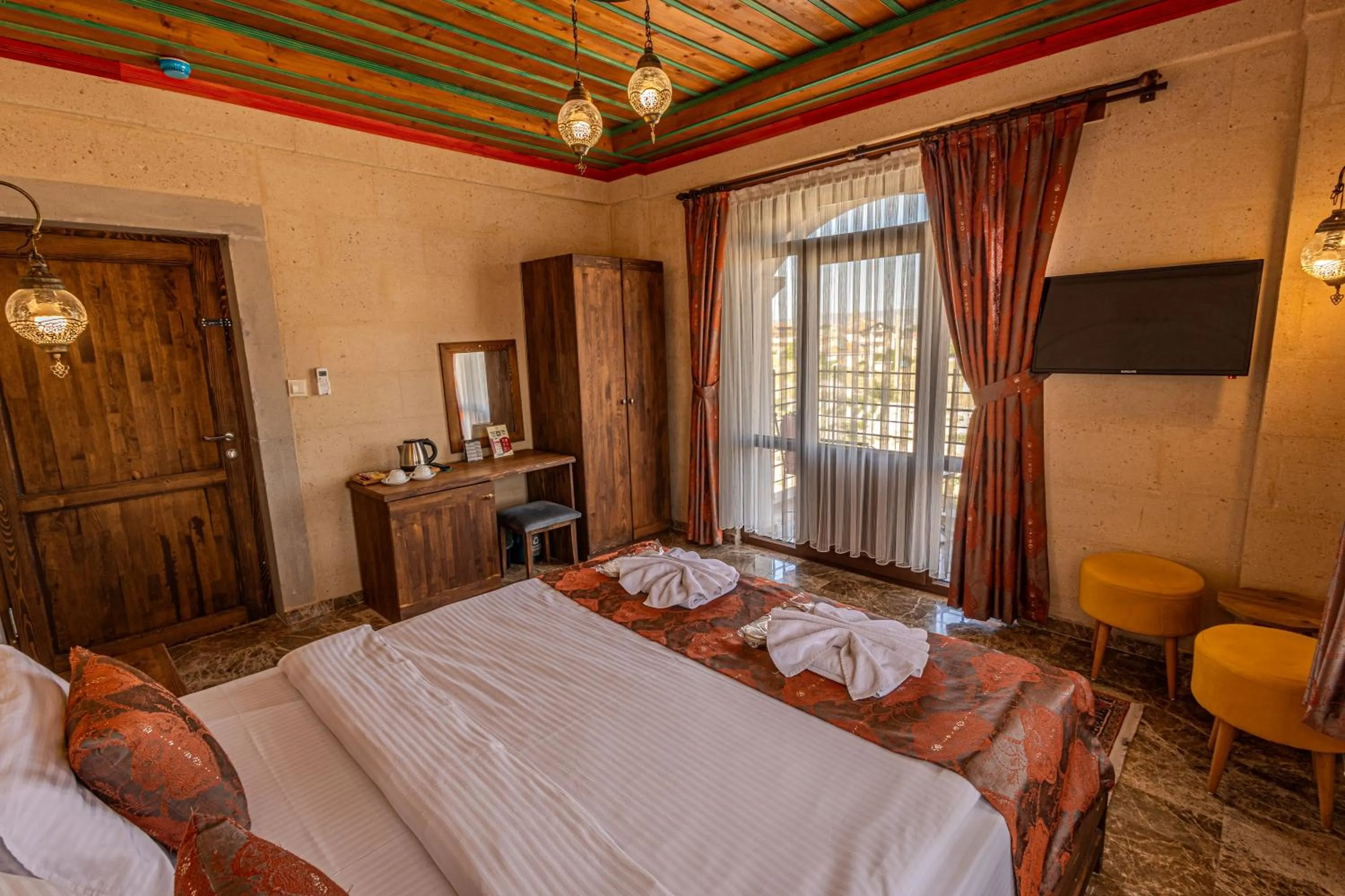Photo of the whole room, Bed in Cordial Cappadocia Hotel