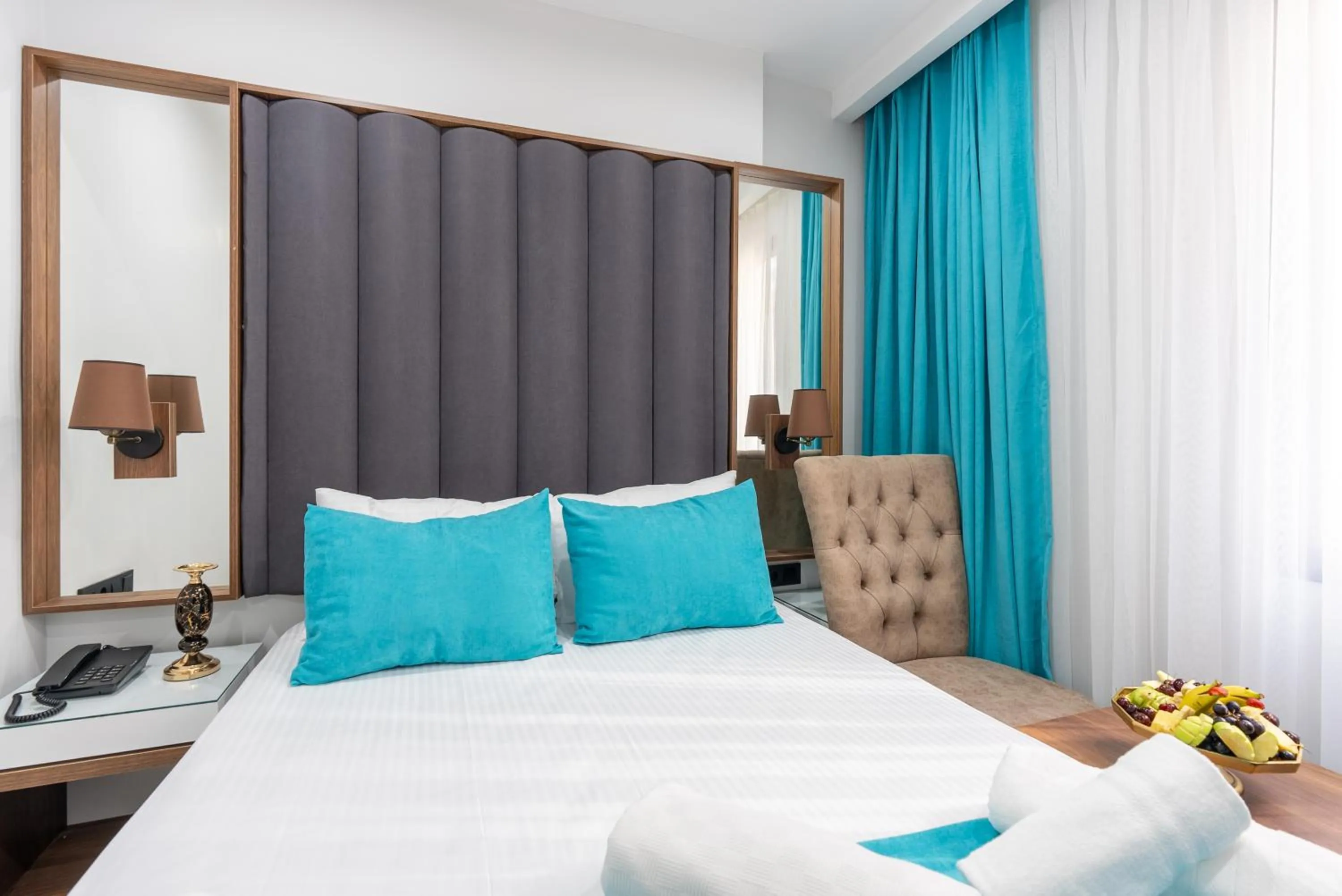 Bed in WP White Palace Hotel