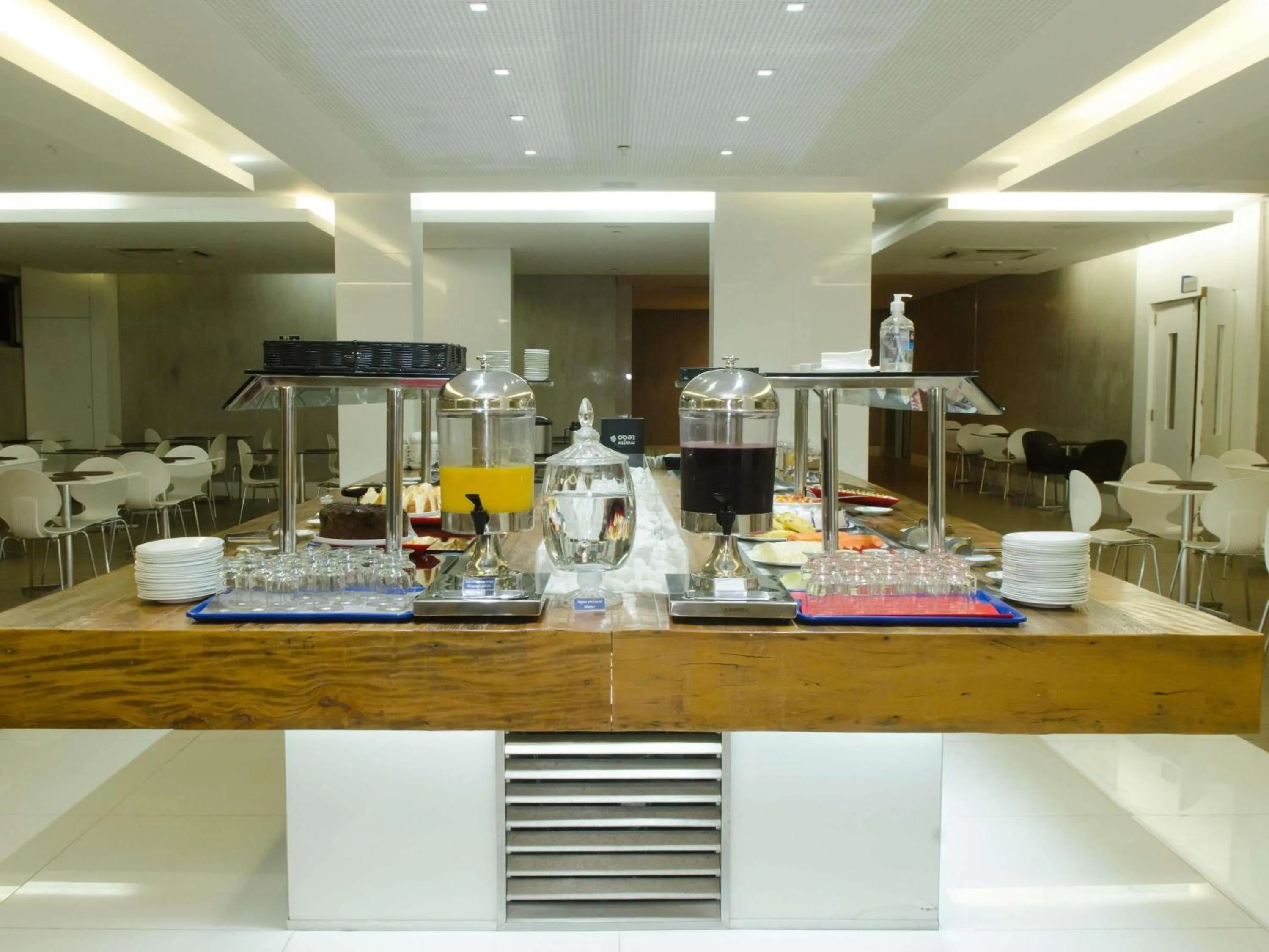 Restaurant/places to eat in ibis Styles Confins Aeroporto