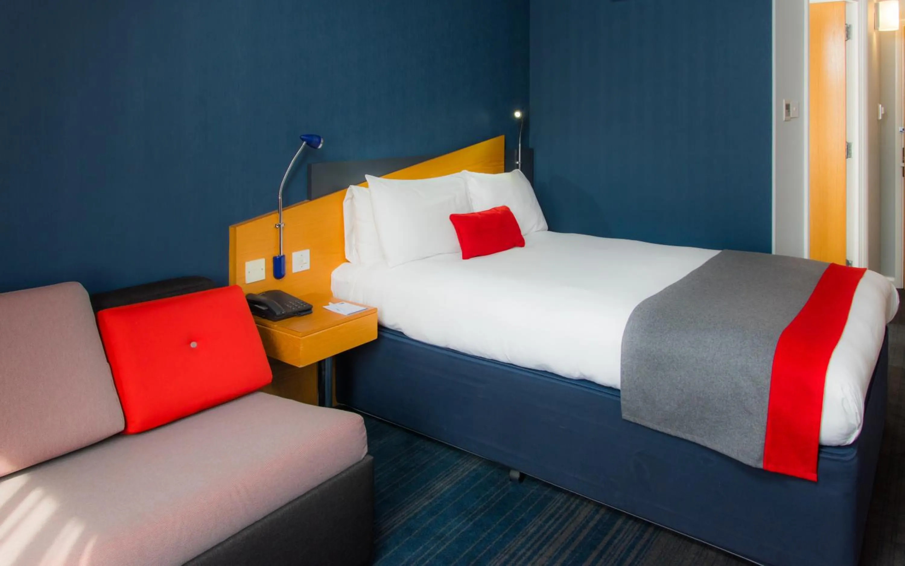 Bedroom, Bed in Holiday Inn Express Derby Pride Park by IHG