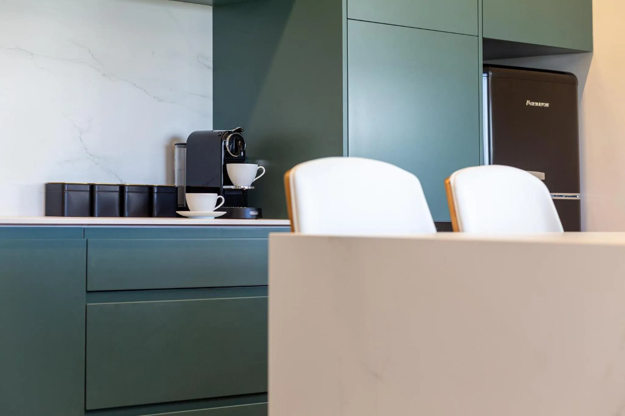 Coffee/tea facilities in De Sheinkin