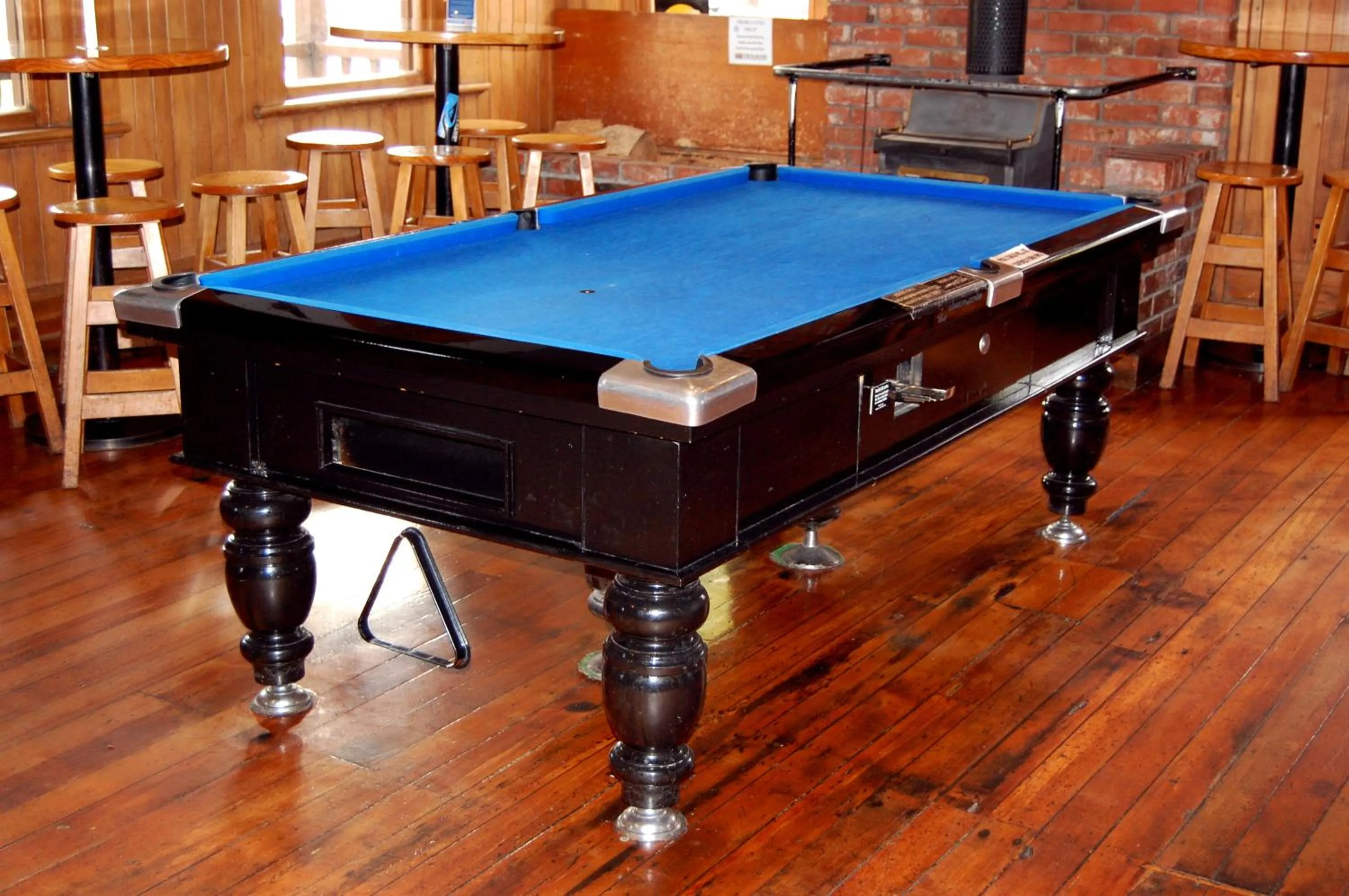 Billiard in The Blue Pub