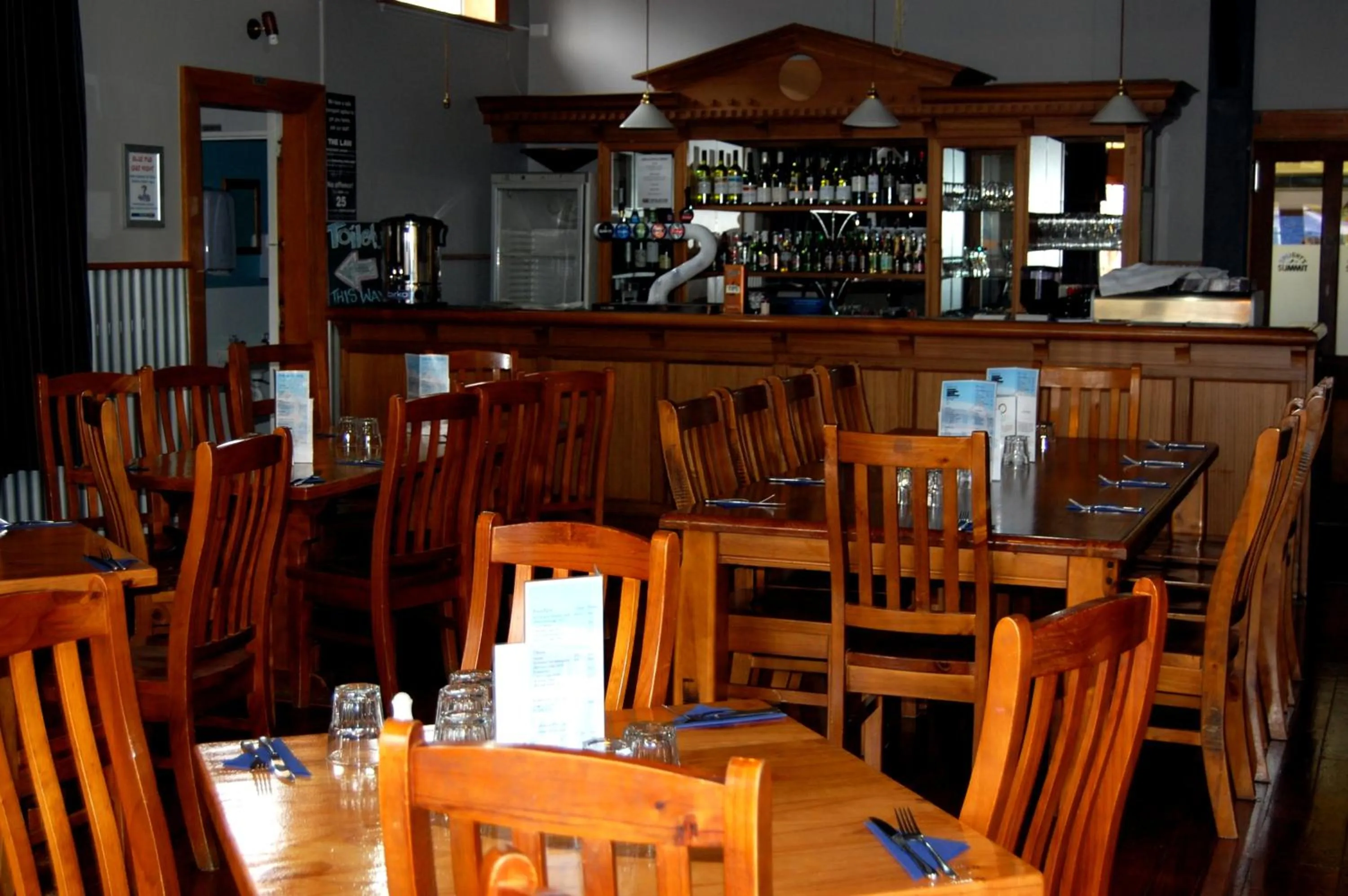 Restaurant/places to eat in The Blue Pub