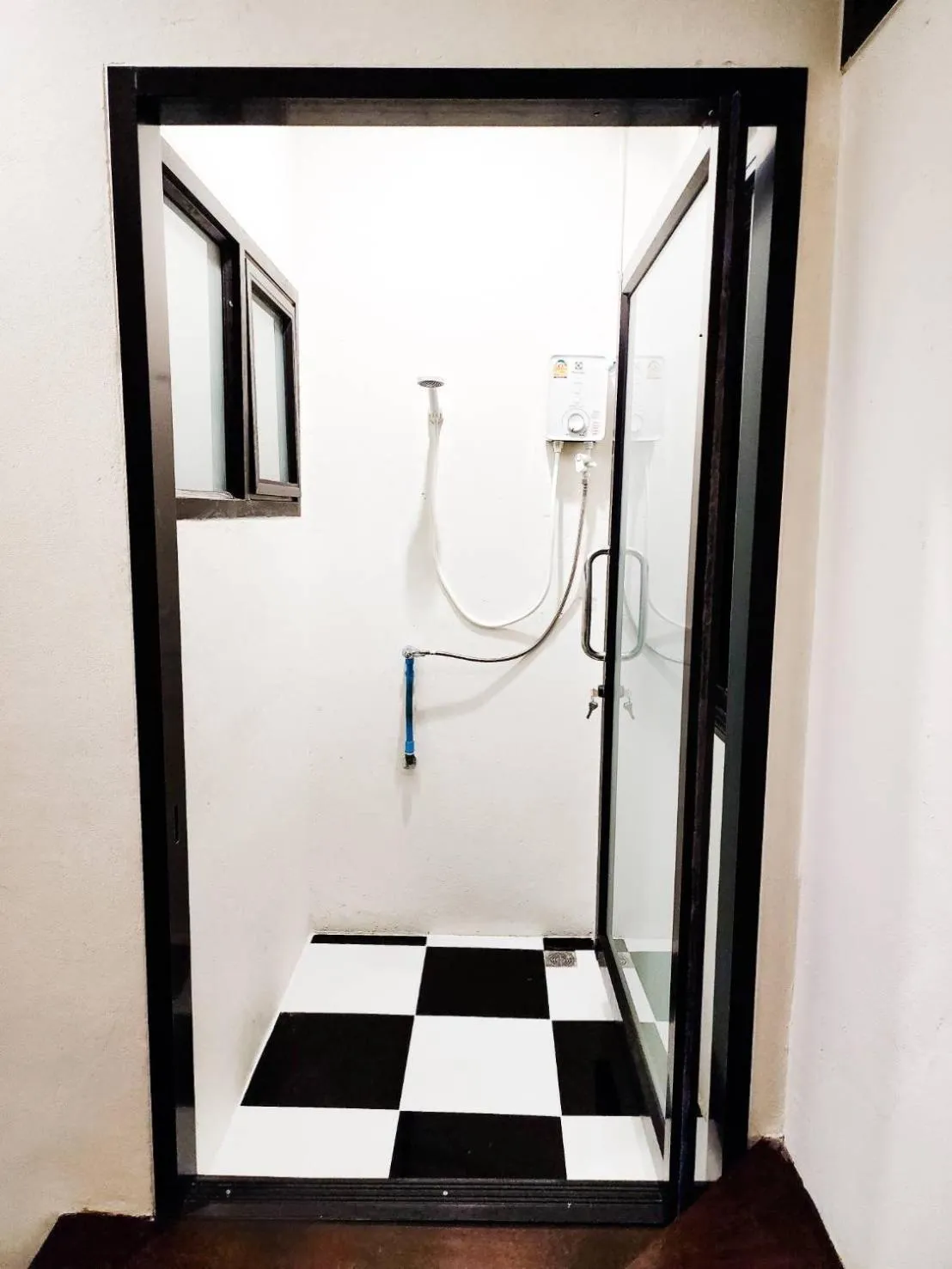 Noir Cafe And Hostel Chinatown Bangkok