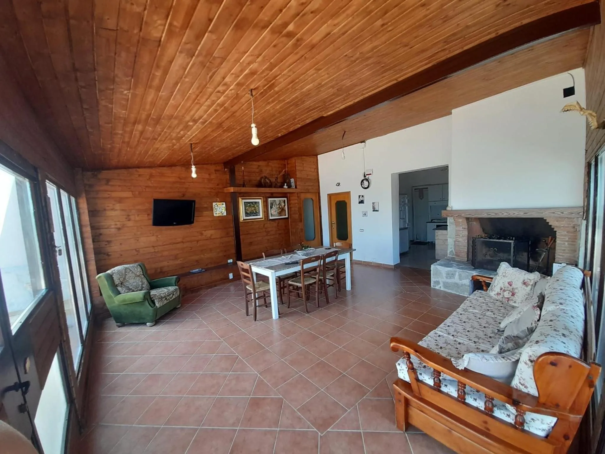 Living room in casa Mary Corbara