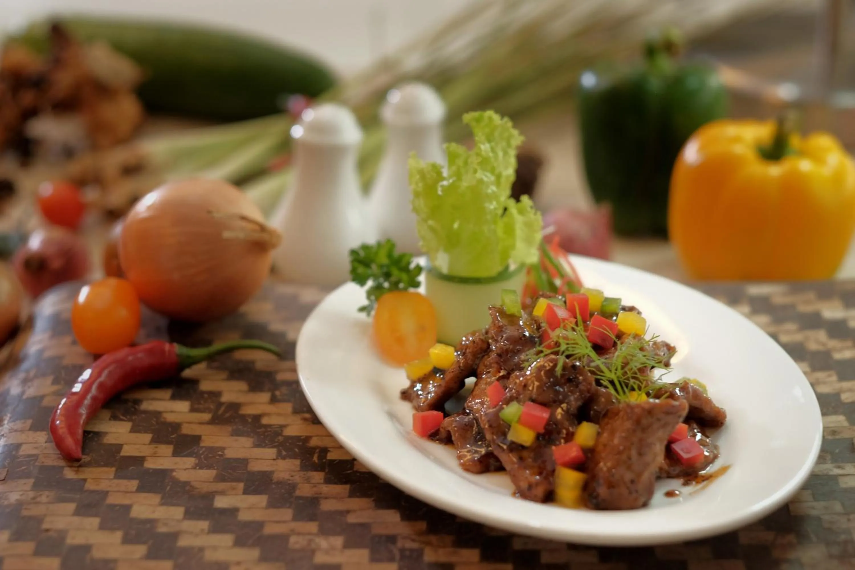 Restaurant/places to eat, Food in Megaland Hotel Solo