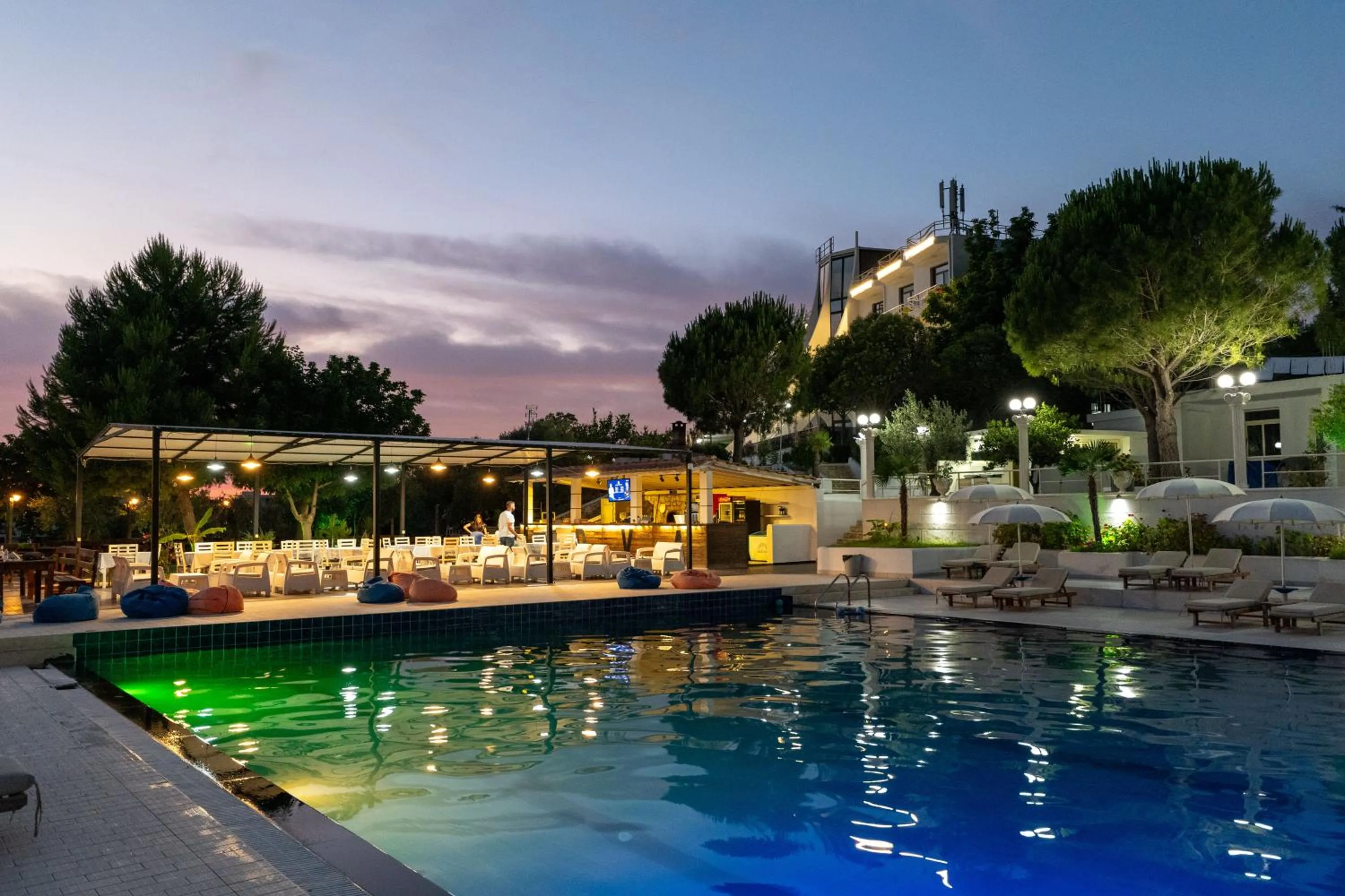 Night in Edva Resort