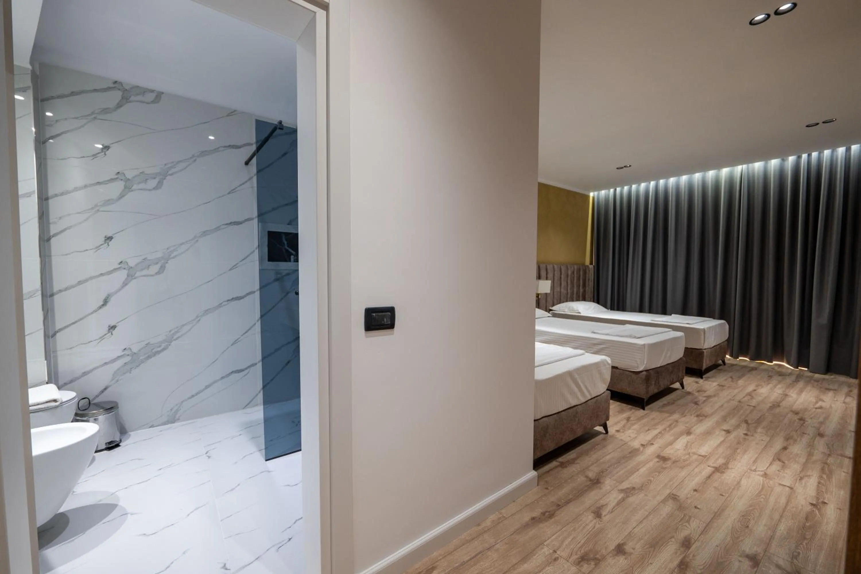 Shower, Bed in Edva Resort