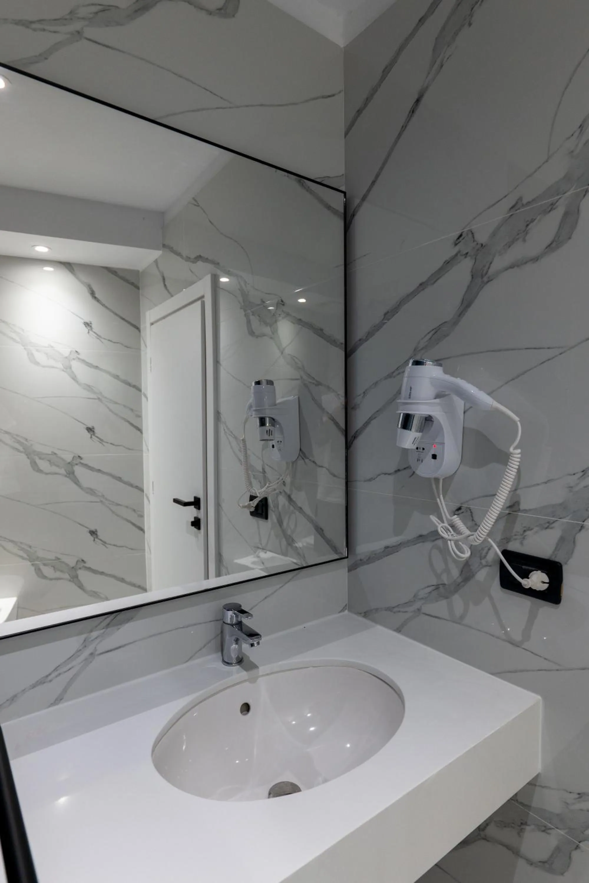 Shower in Edva Resort