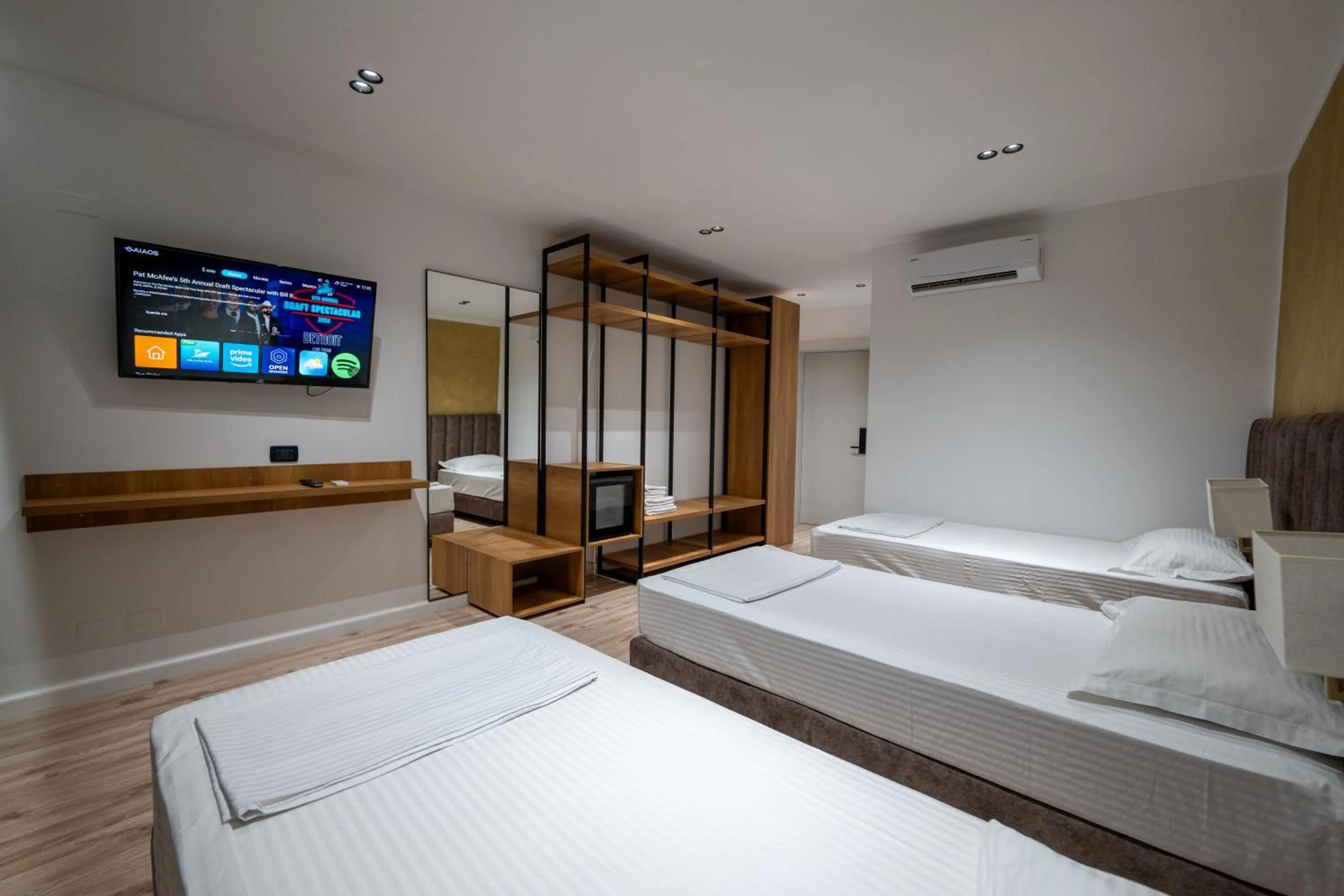 Bed in Edva Resort