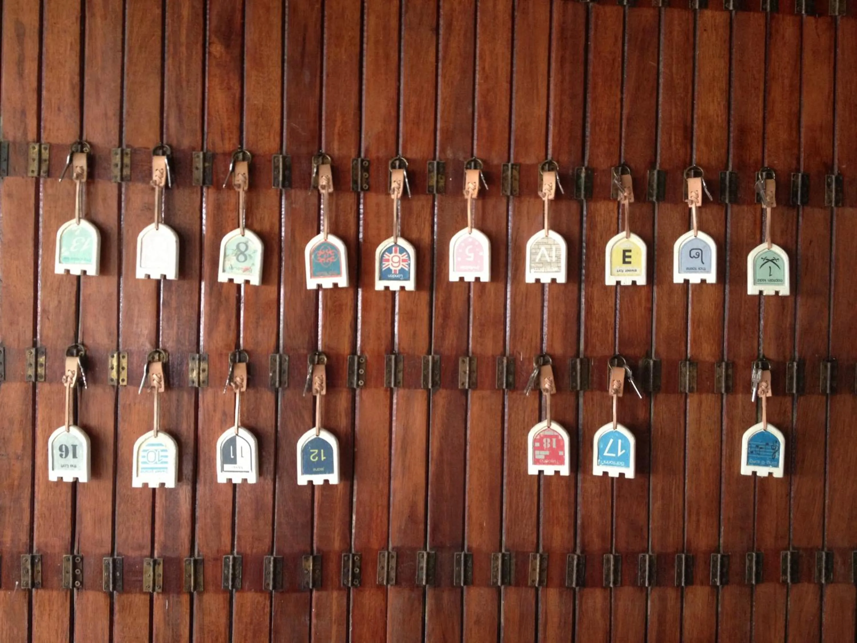 Decorative detail in De Sea Almond